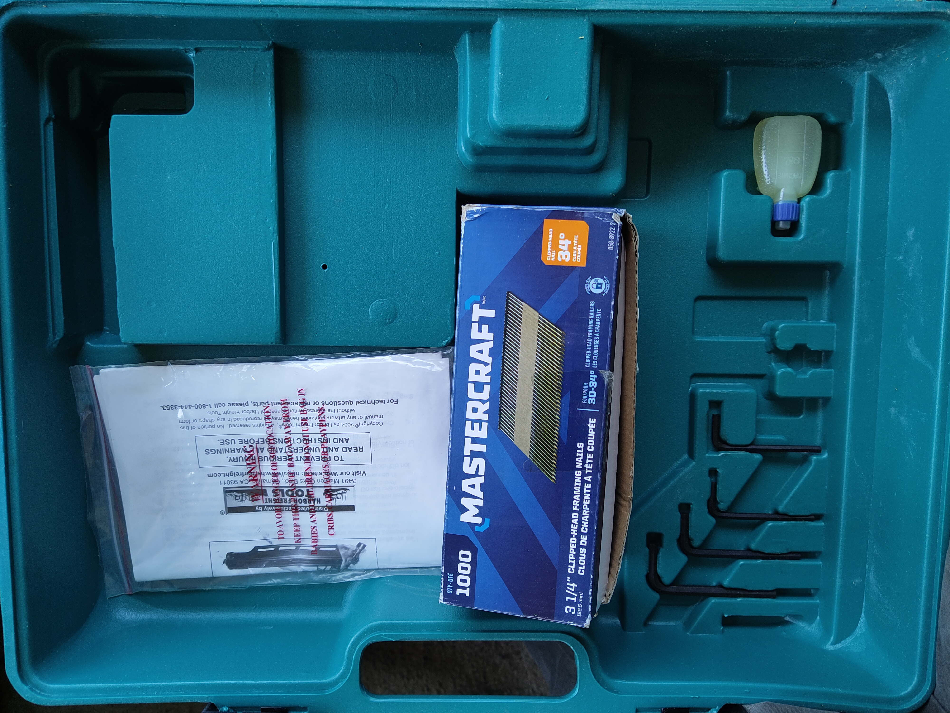 Photo of Air nailer/stapler combo