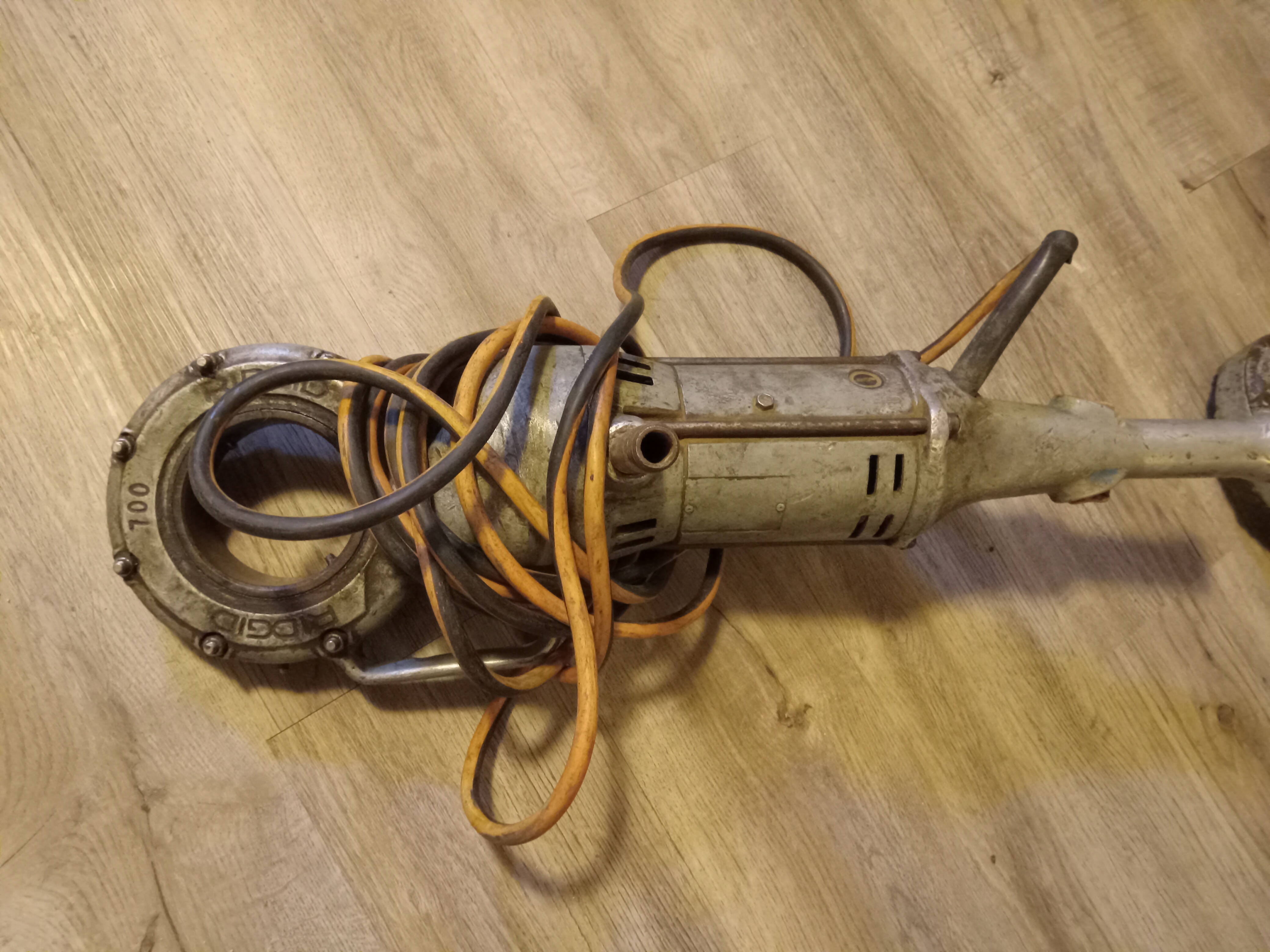 Photo of Ridged 700 power threader 