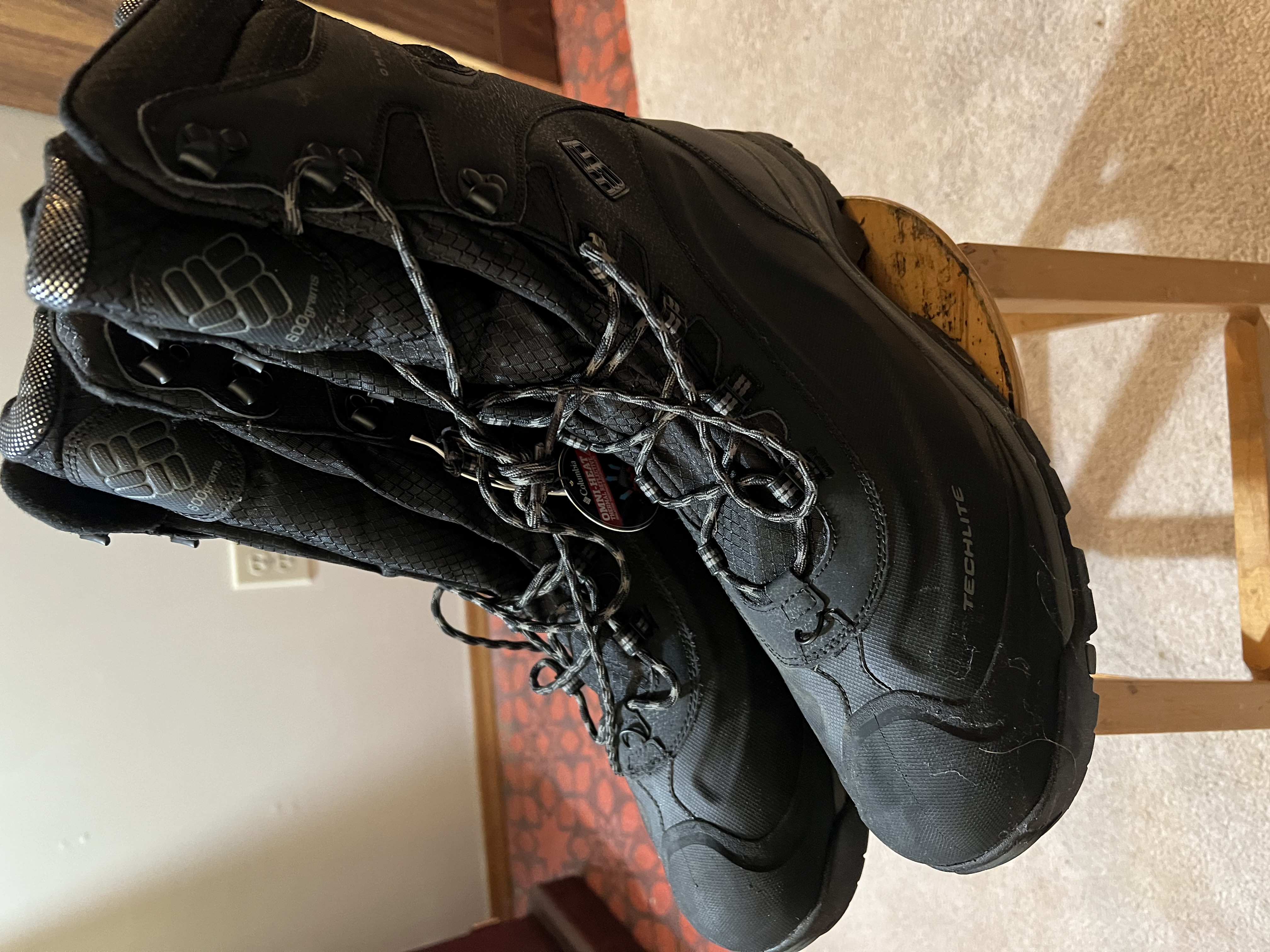 Photo of Columbia new mens winter boots