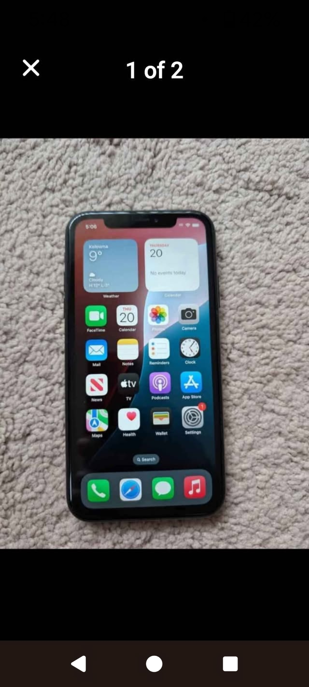 Photo of IPhone XR. Battery Health 86%