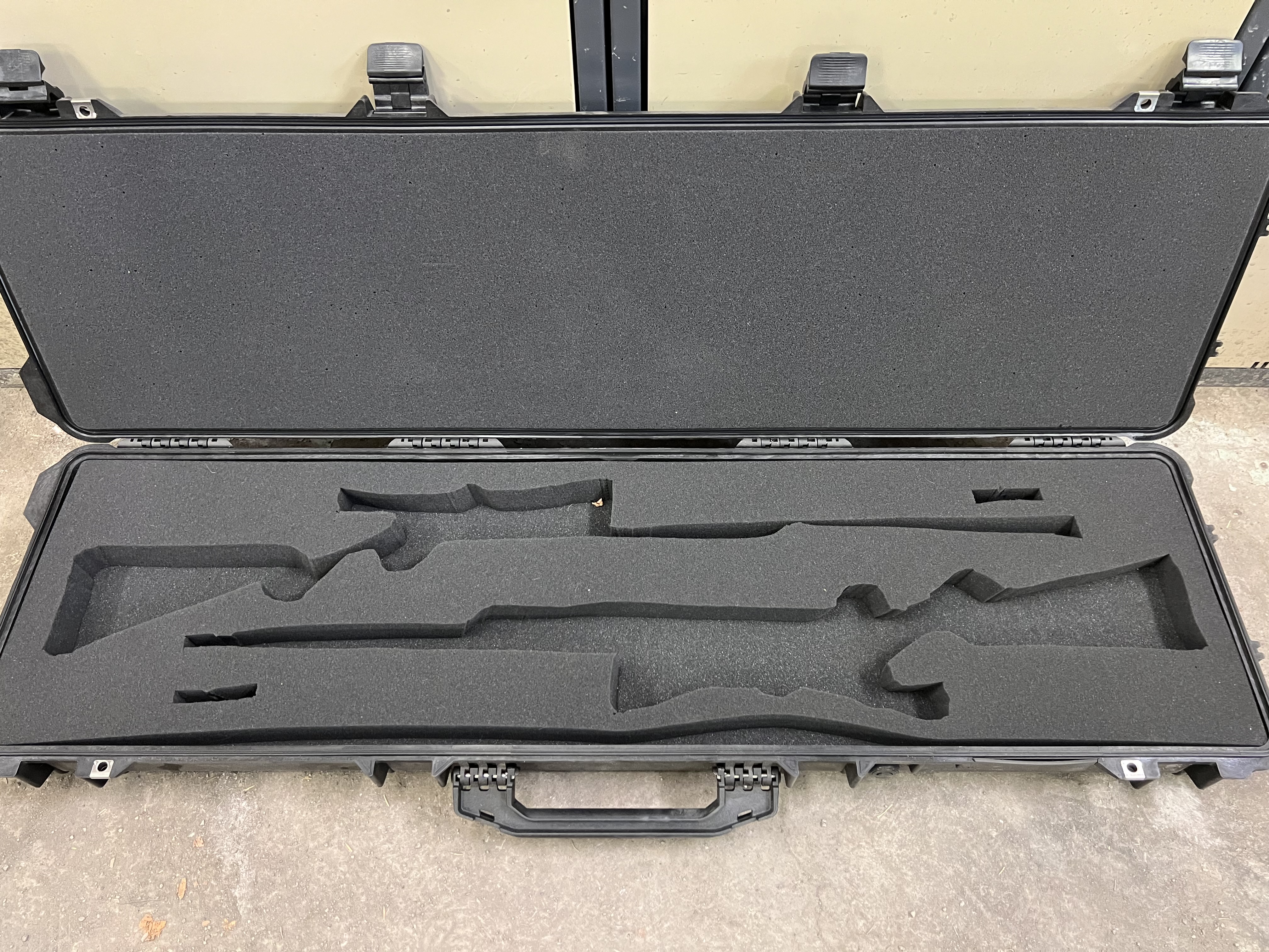Photo of Pelican 1750 Double Rifle Case 