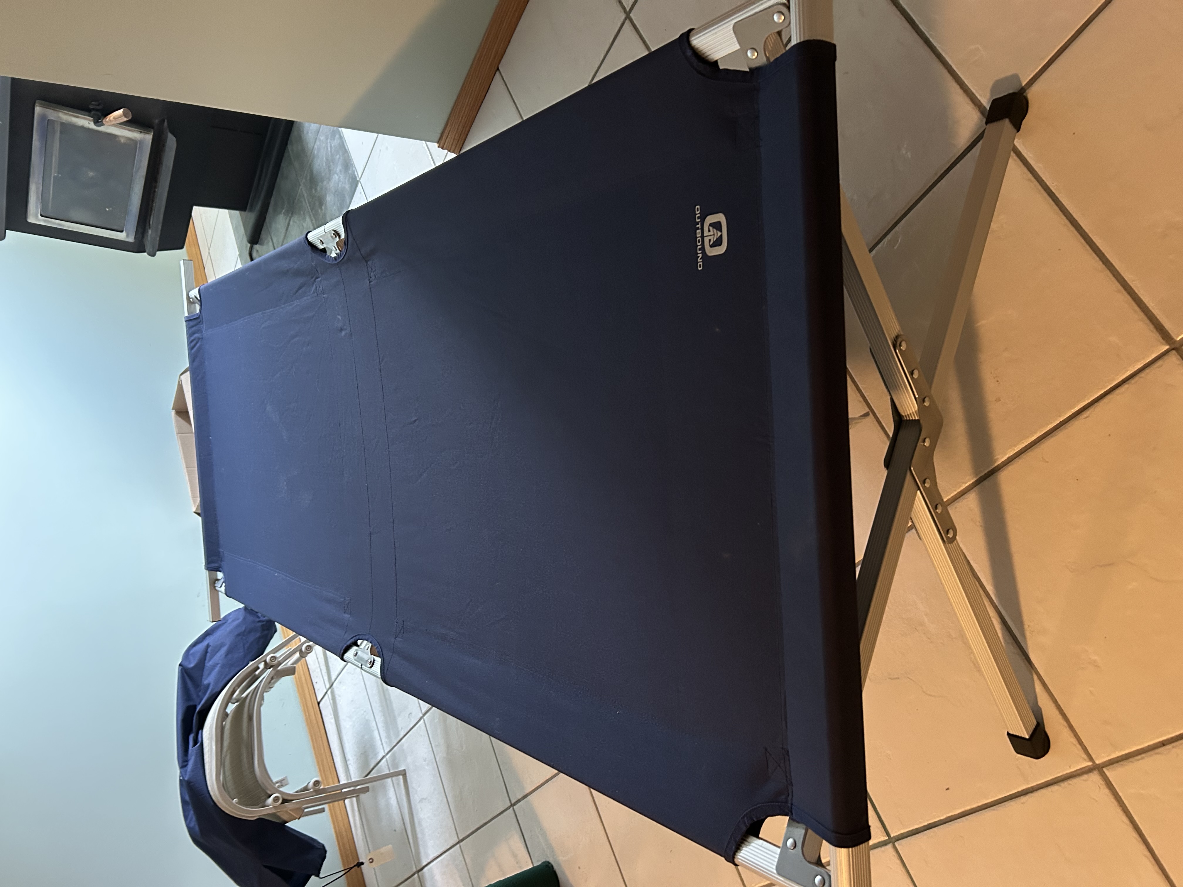 Photo of Cot - Outbound