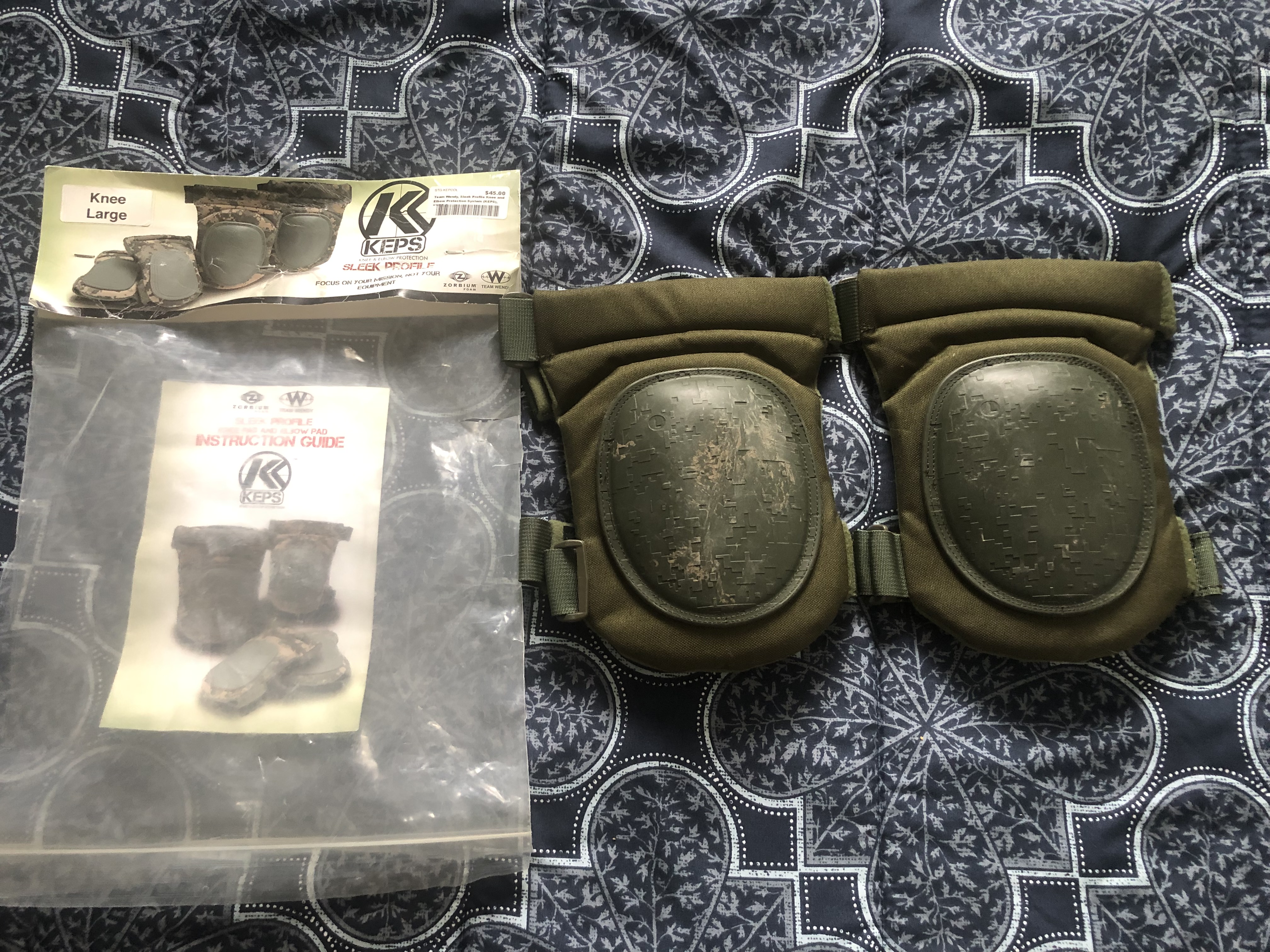 Photo of Keps Knee Pads size large