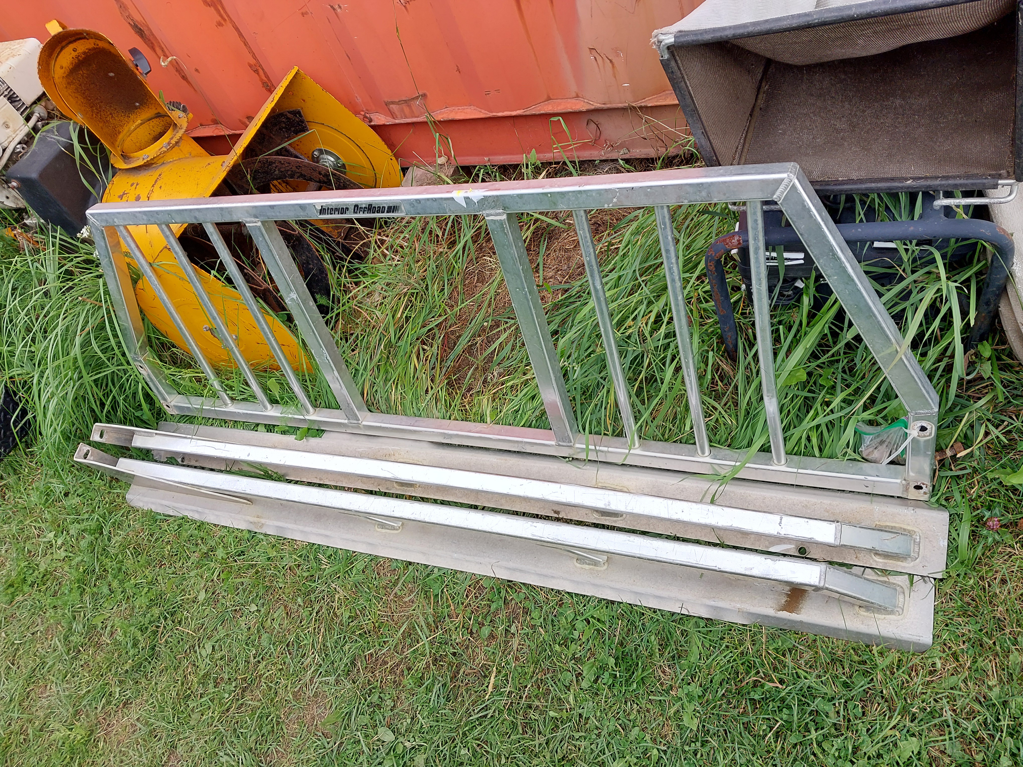 Photo of Aluminum headache rack with rails