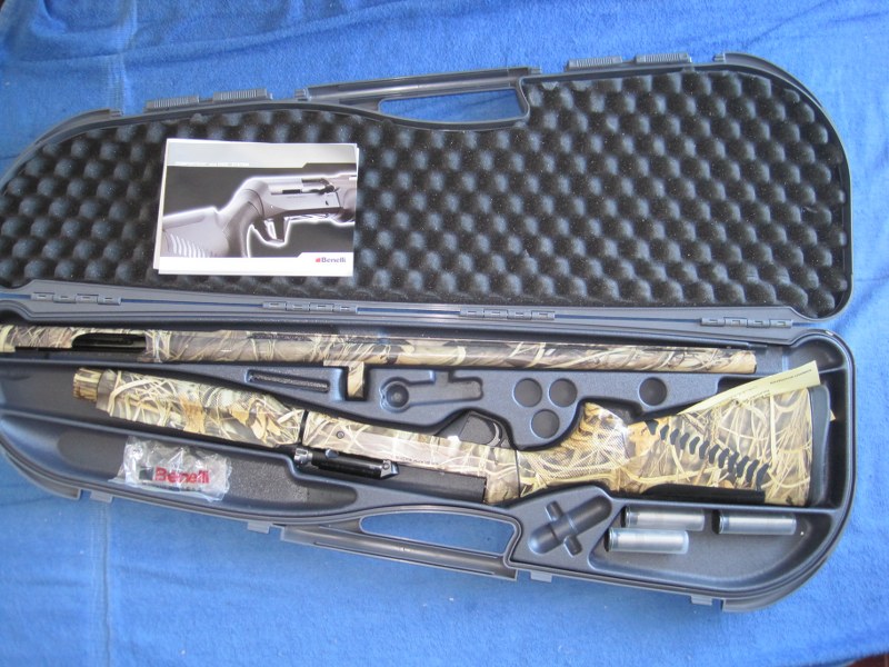 Photo of Benelli SBE-2 12 Ga. Semi auto.