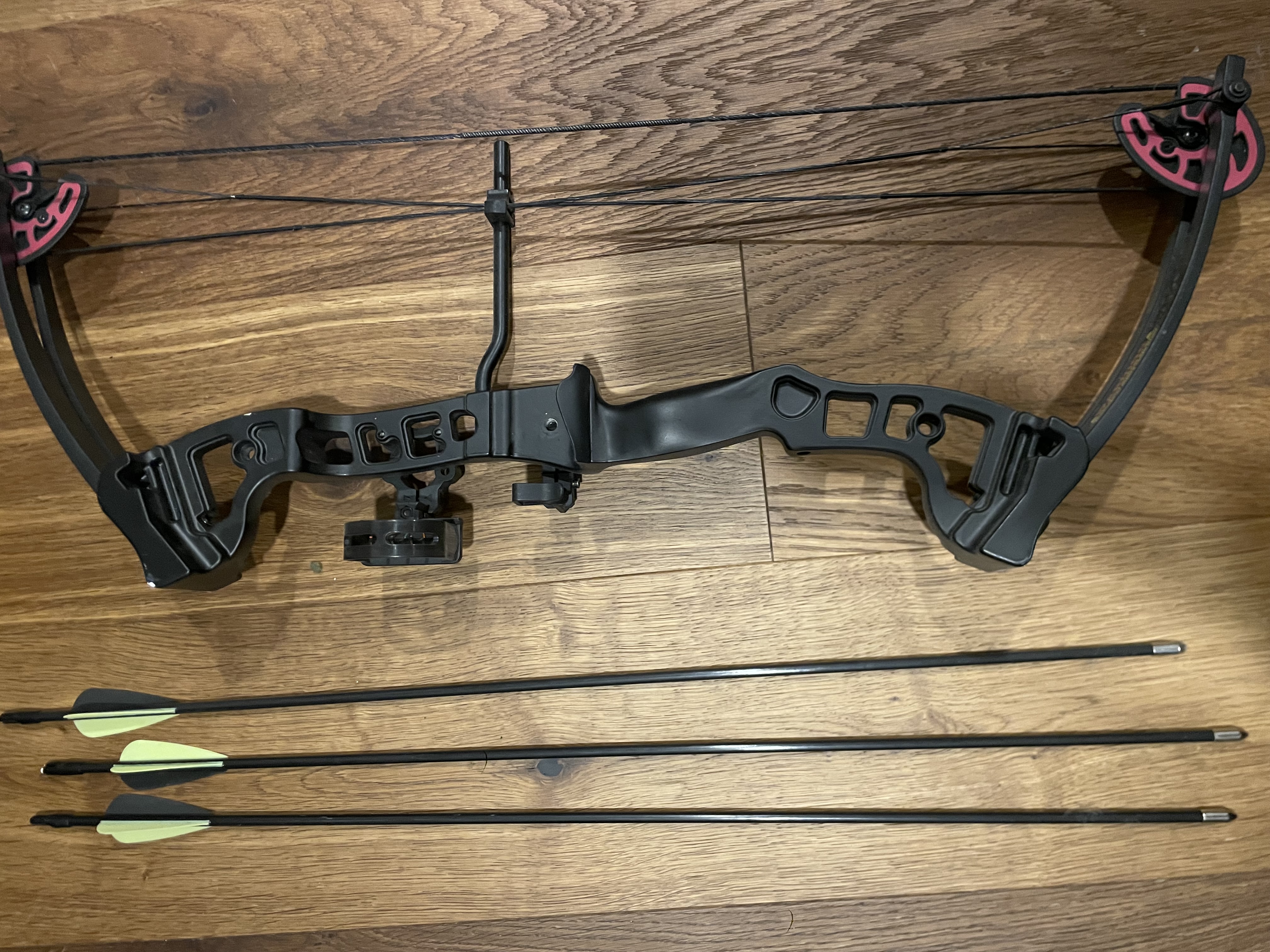 Photo of Child’s training bow & arrow