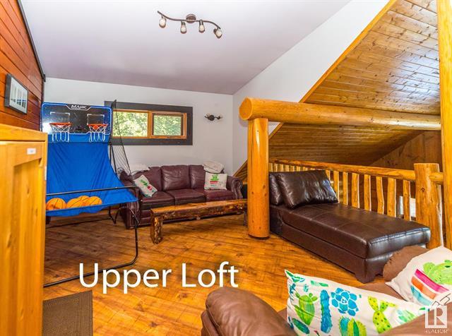 Shunda Creek Home Furniture and furnishings dispersal - 7 - 1745951118339_leather sofa's