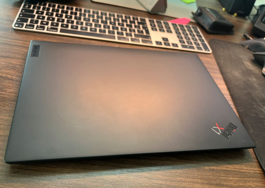 Photo of Lenovo X1 Carbon Gen 9