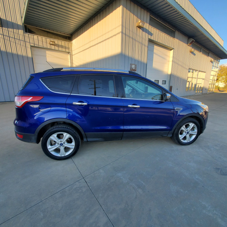 Photo of 2014 Ford escape, AWD , 1.6L Engine 174000km $8900