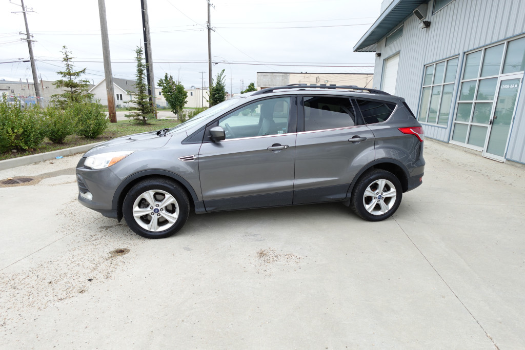 Photo of 2013 Ford escape awd suv,1.6l active one owner $9,800