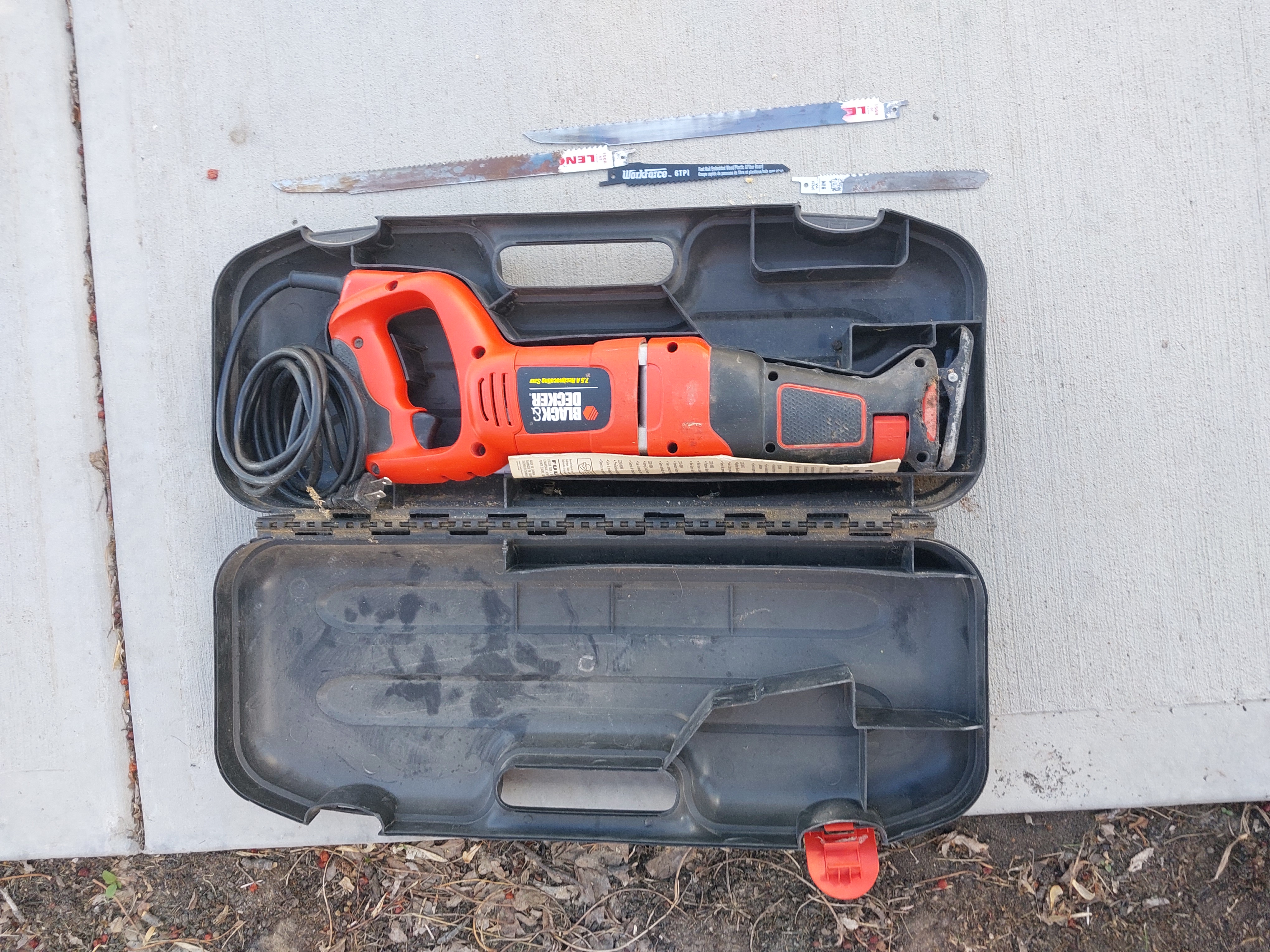 Photo of reciprocating saw