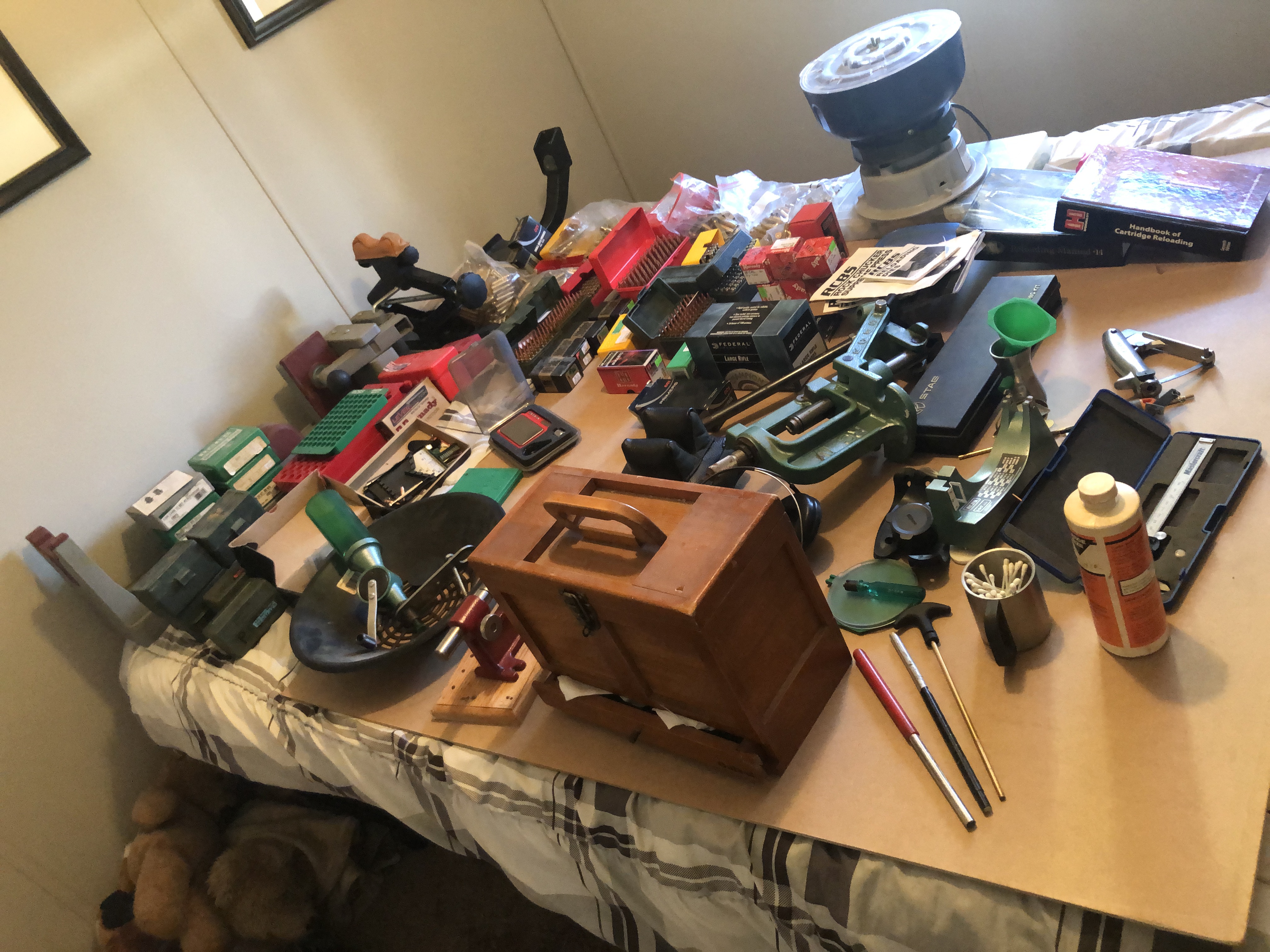 Photo of Loading equipment for hand guns and rifles 