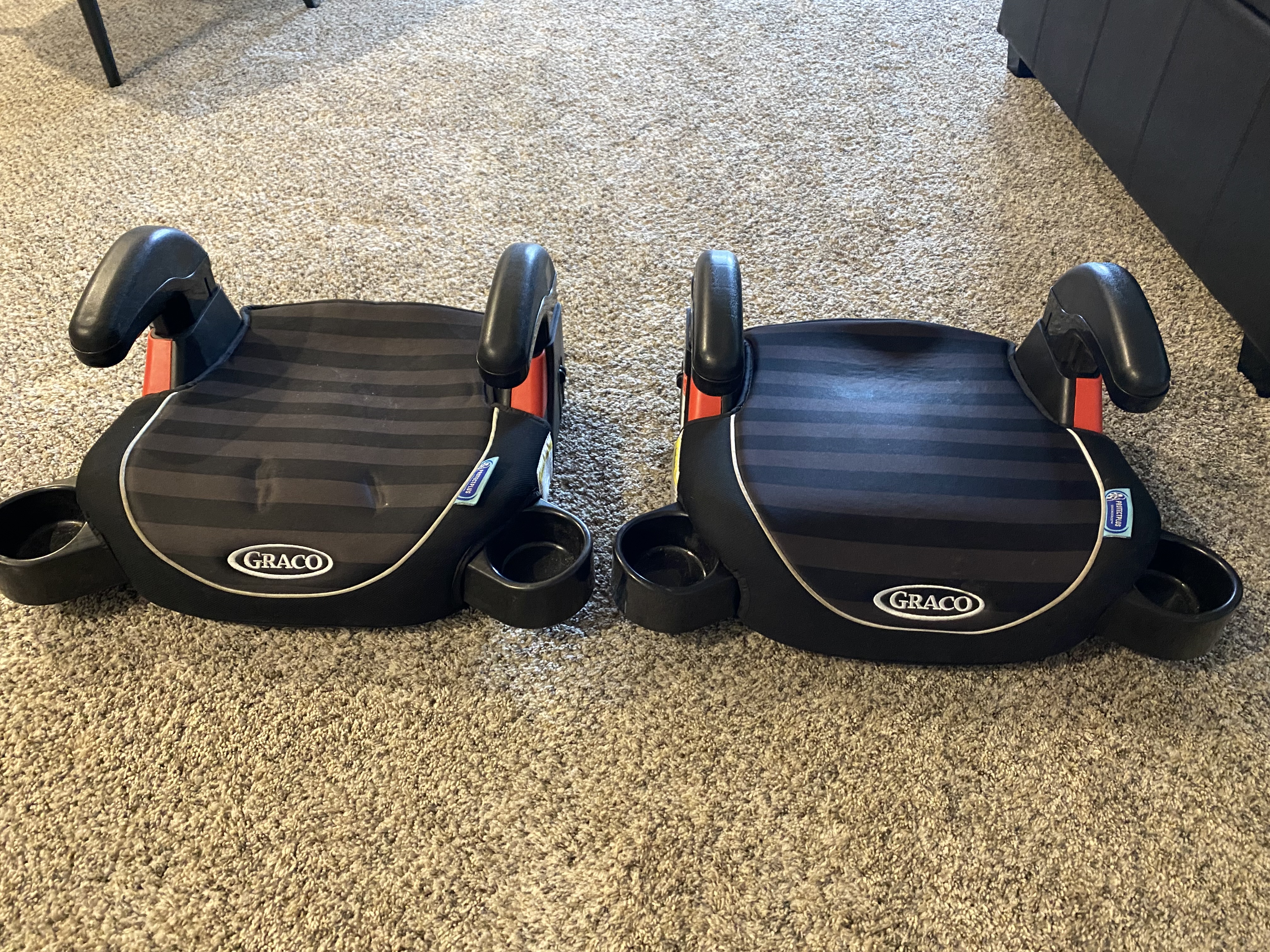 Kids booster seats x2 - 3 - 1746312756237_IMG_1430