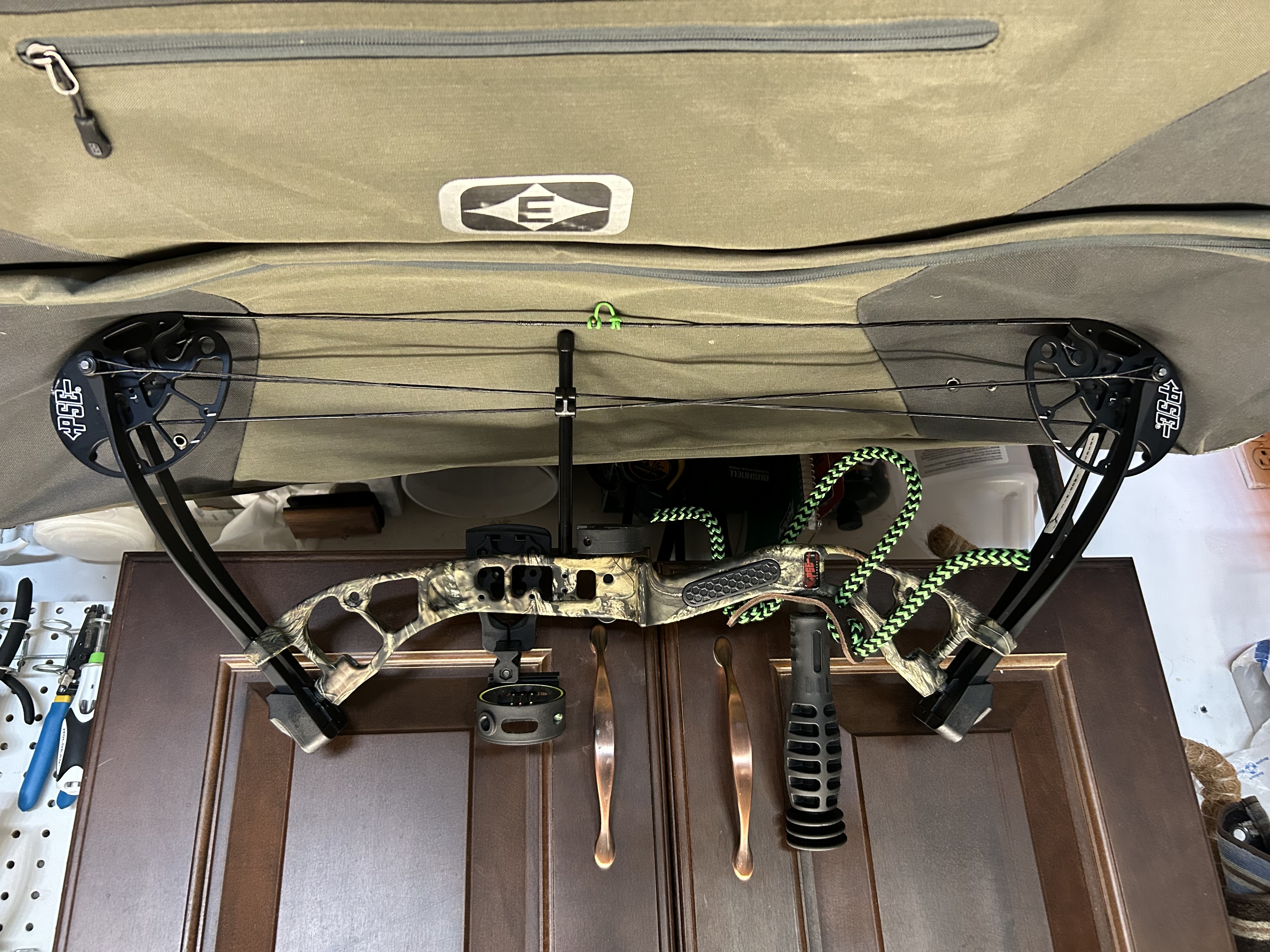 Photo of LH PSE Mini Burner Jr Compund Bow