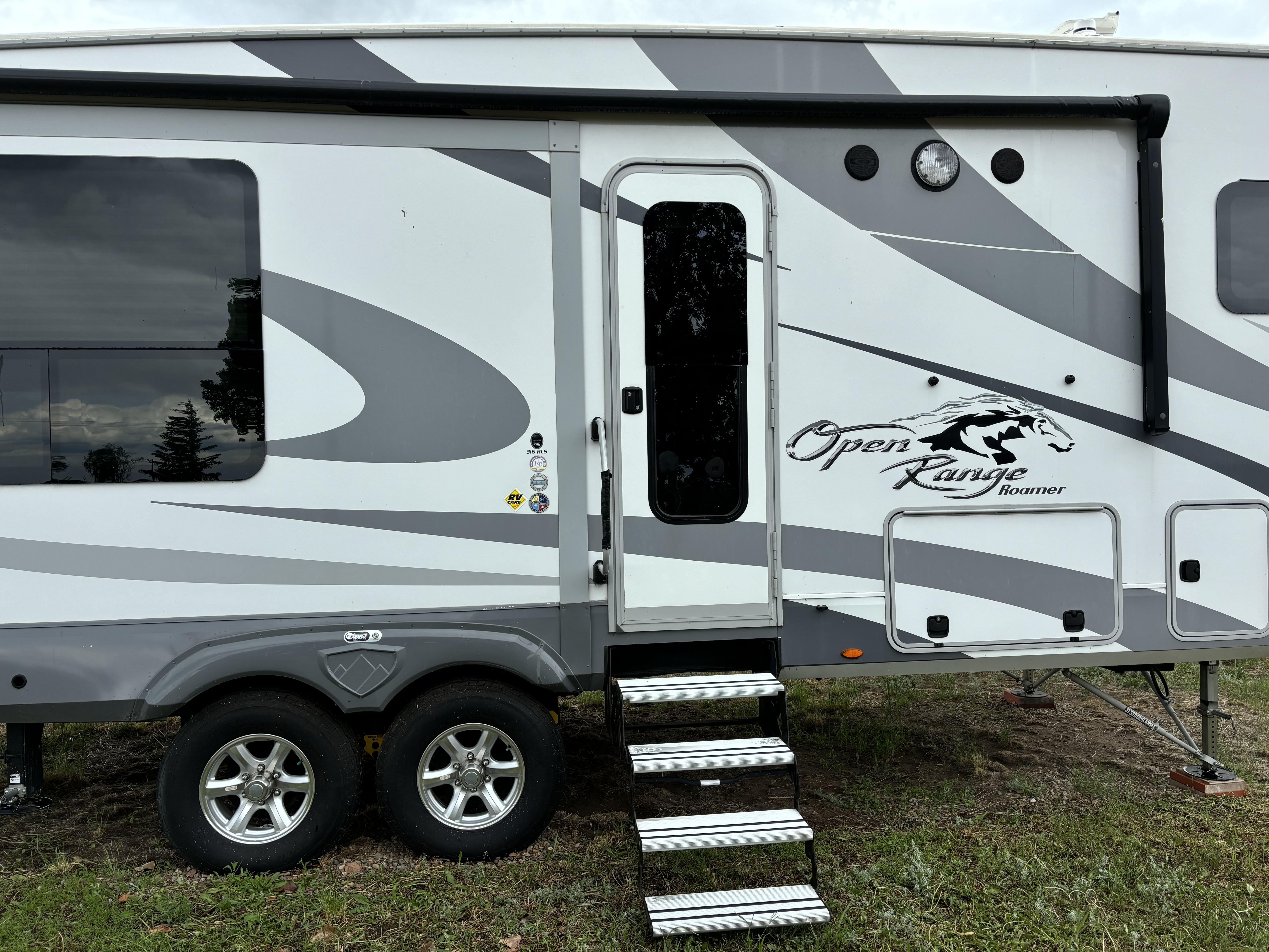 Photo of 2017 Open Range Roamer 5th Wheel