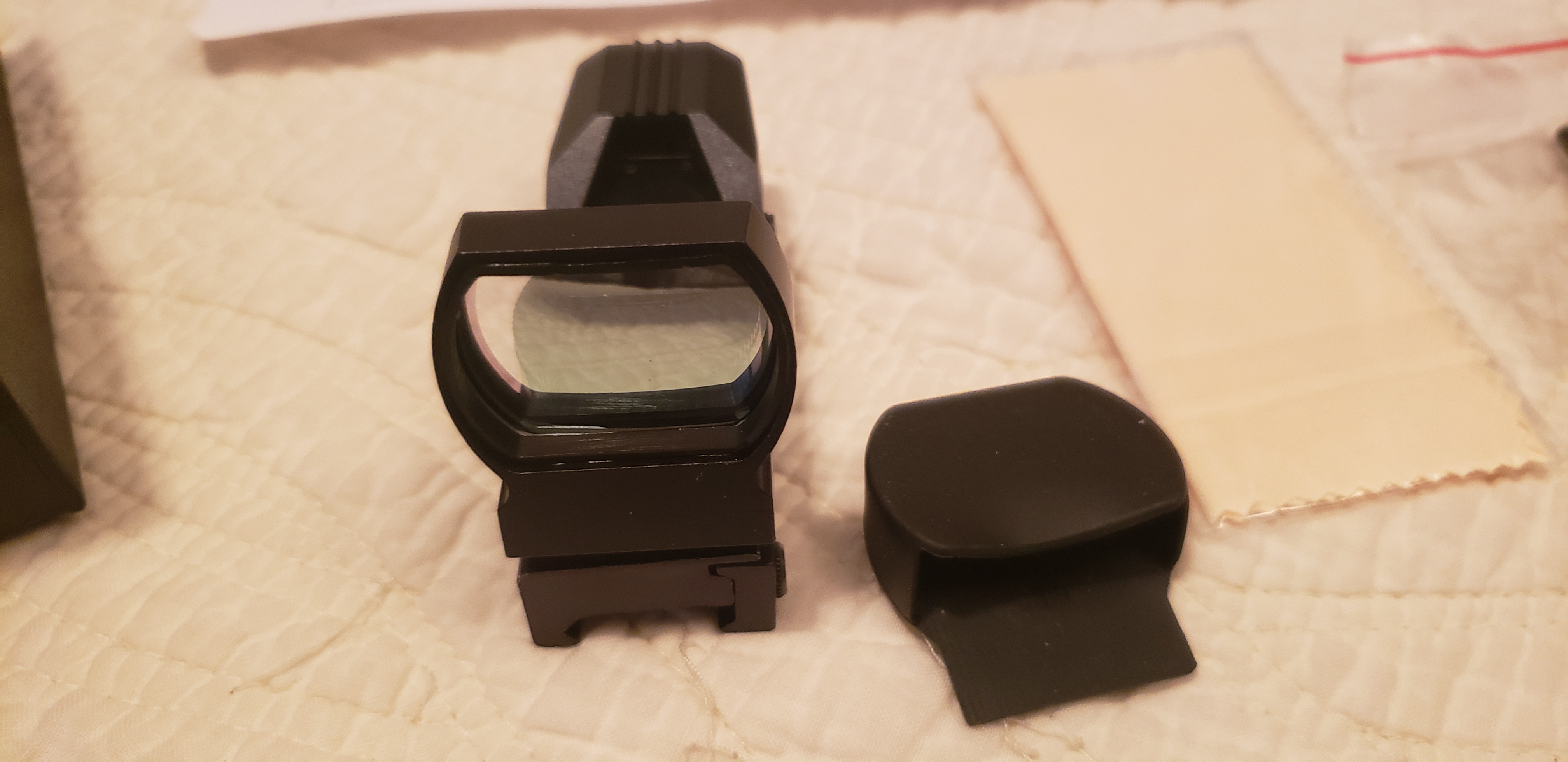 Photo of BNIB Red Green Dot Sight Reflex Tactical scope 4 Reticle Pattern