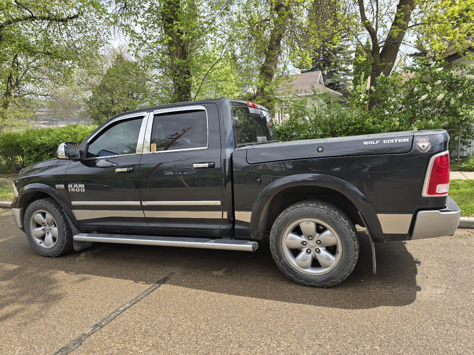 Photo of Dodge Ram 1500 4x4 2016 Laramie 