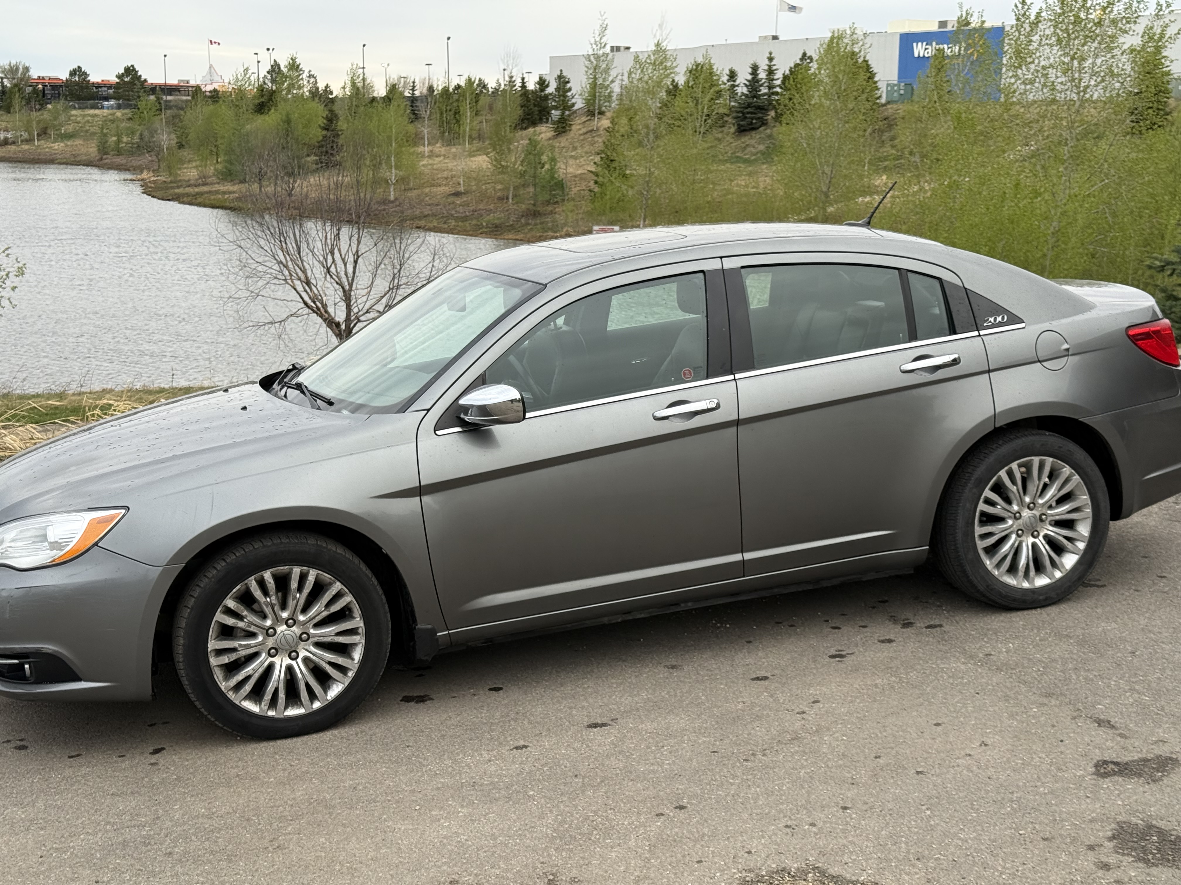 Photo of Very Clean & Well Maintained 4Dr Sedan, V6 Power, Blk Lether Interior