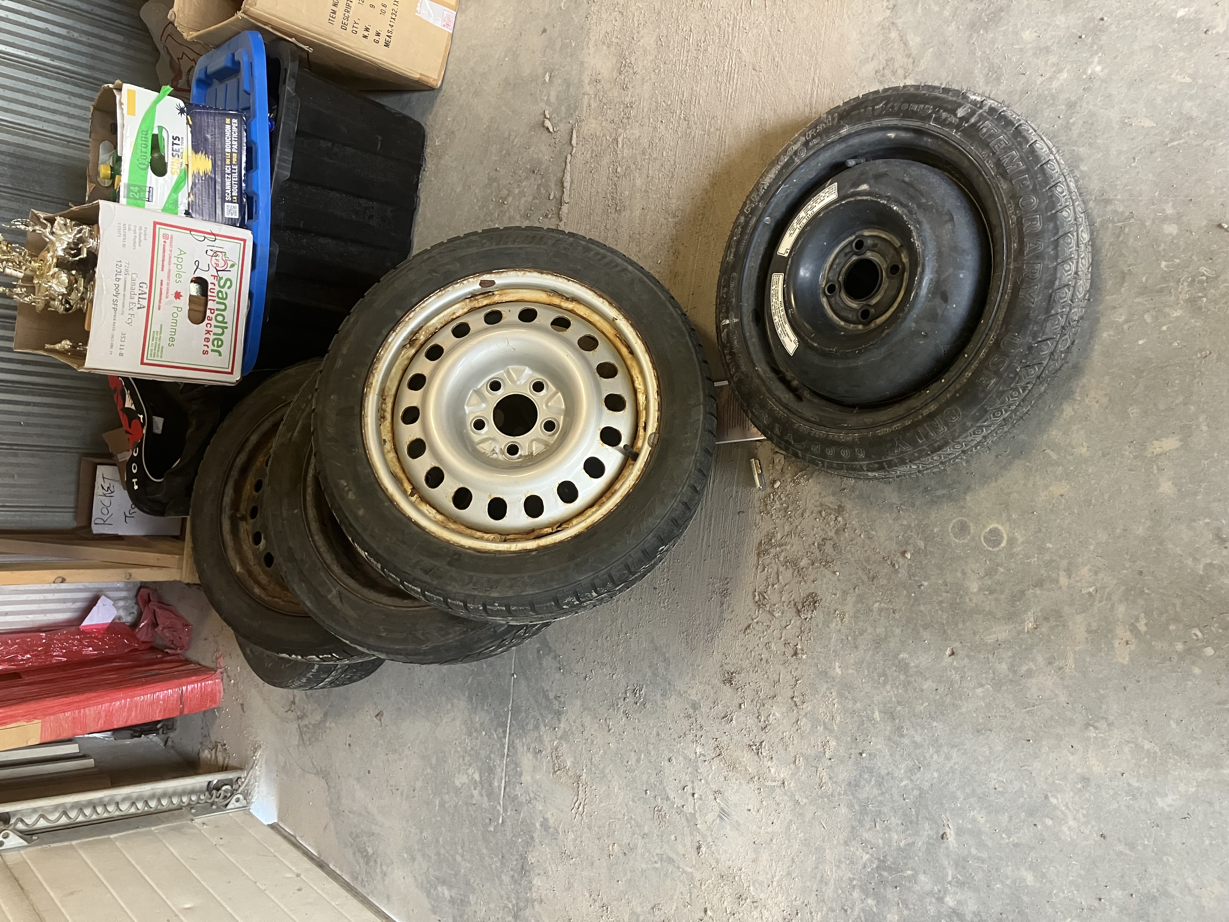 Photo of Tires and rims