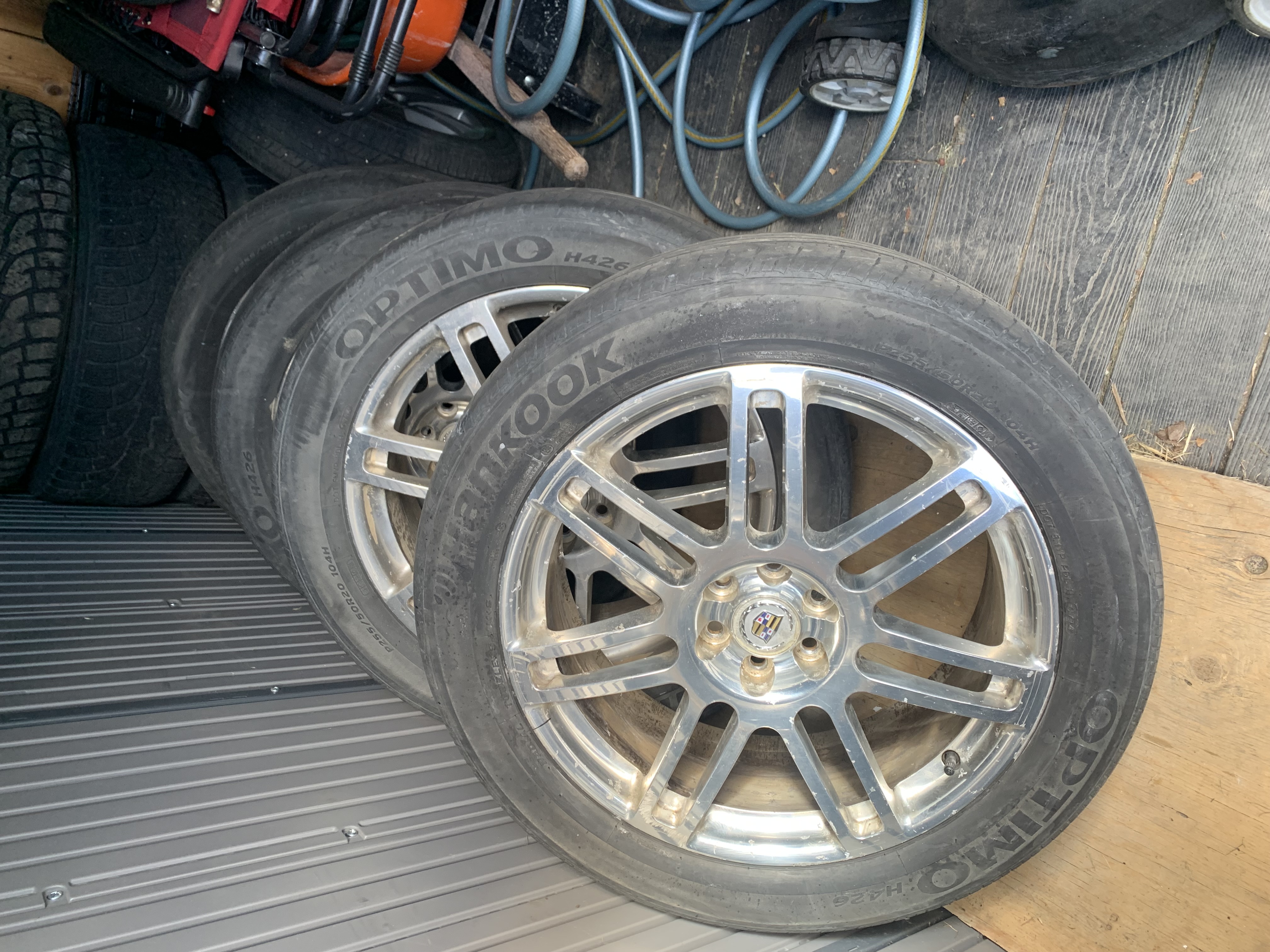 Photo of 20 inch Cadillac rims and tires P-255 50R 20