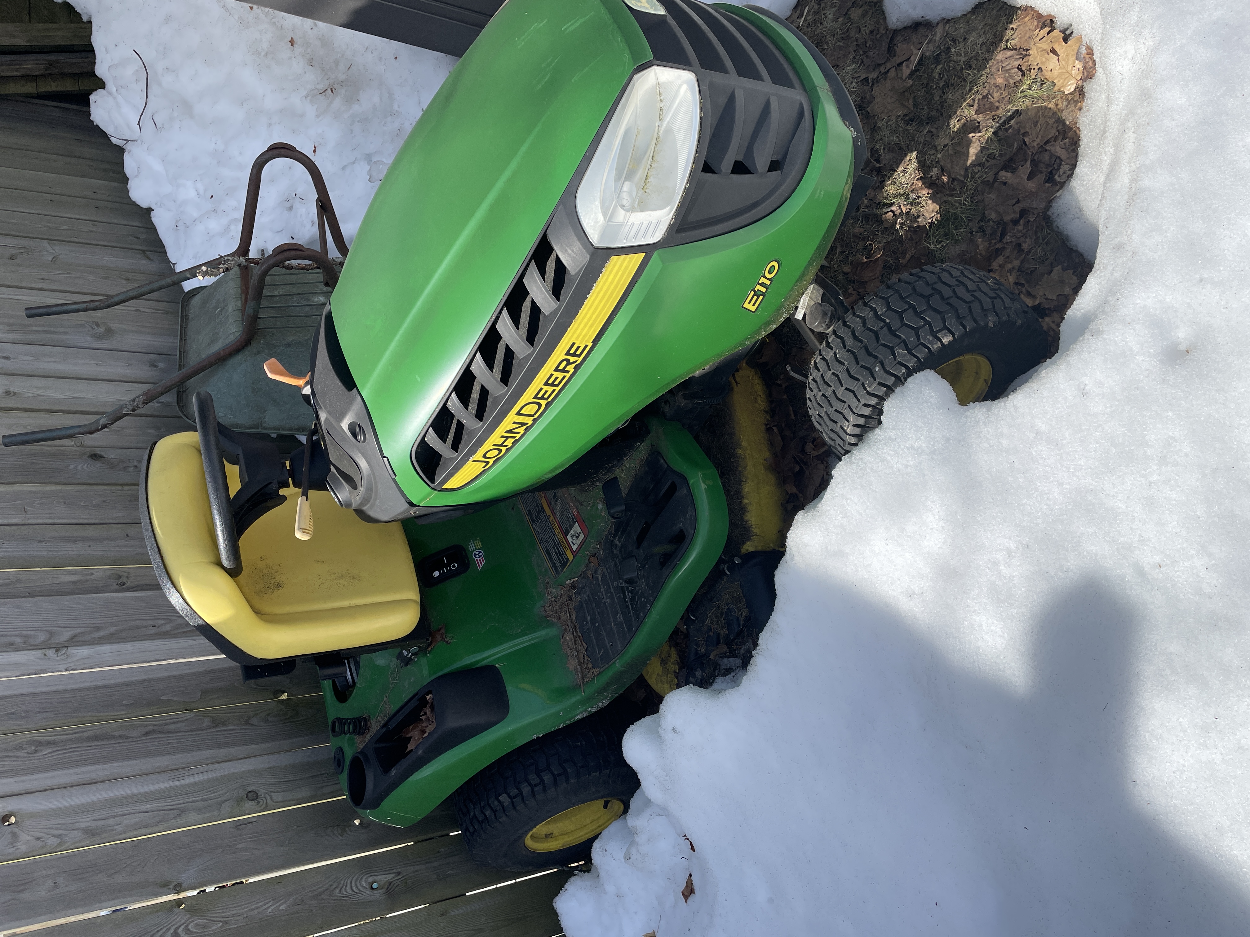 Photo of John Deere Lawnmower 