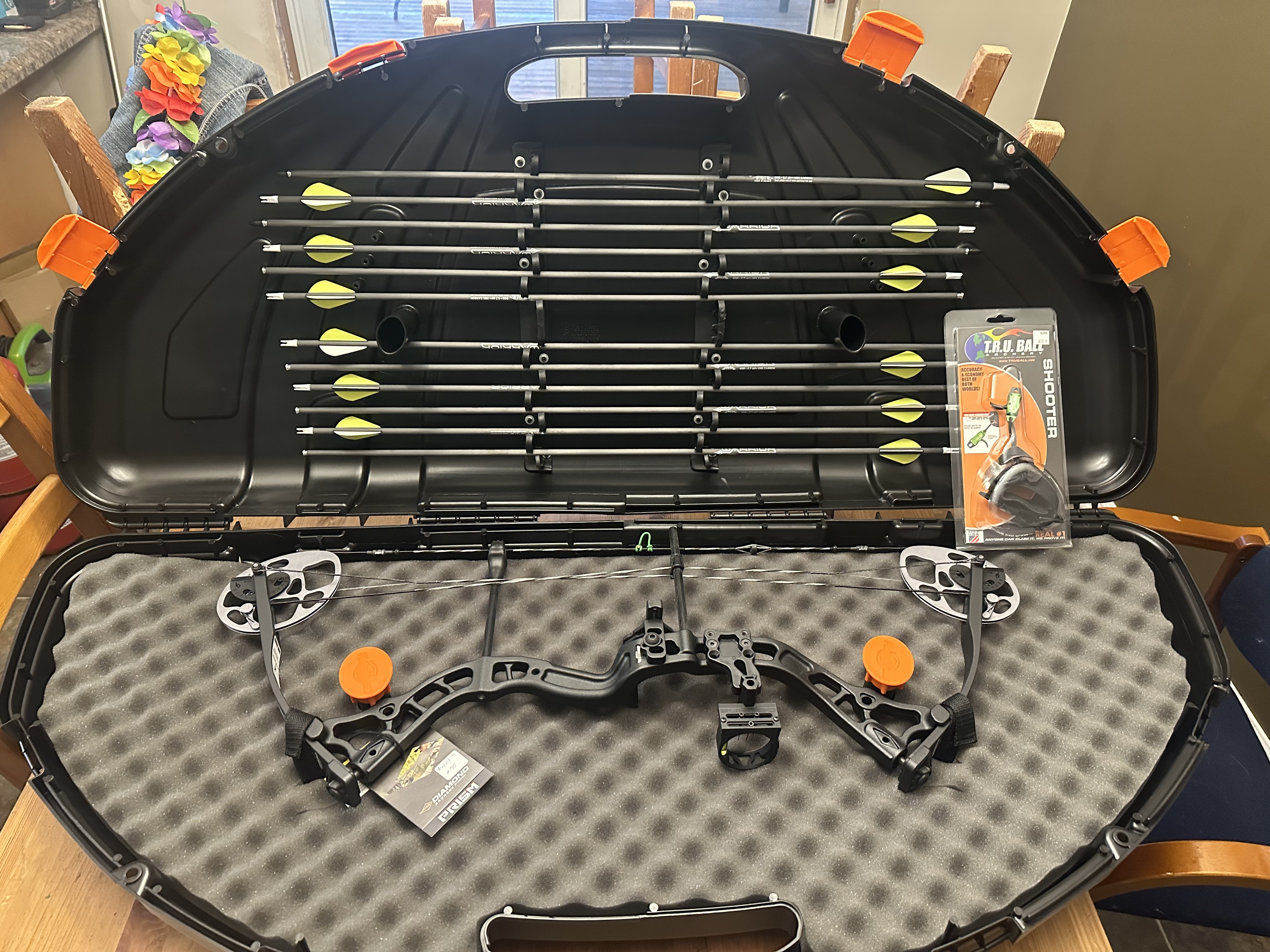 Photo of Diamond Prism youth bow package 