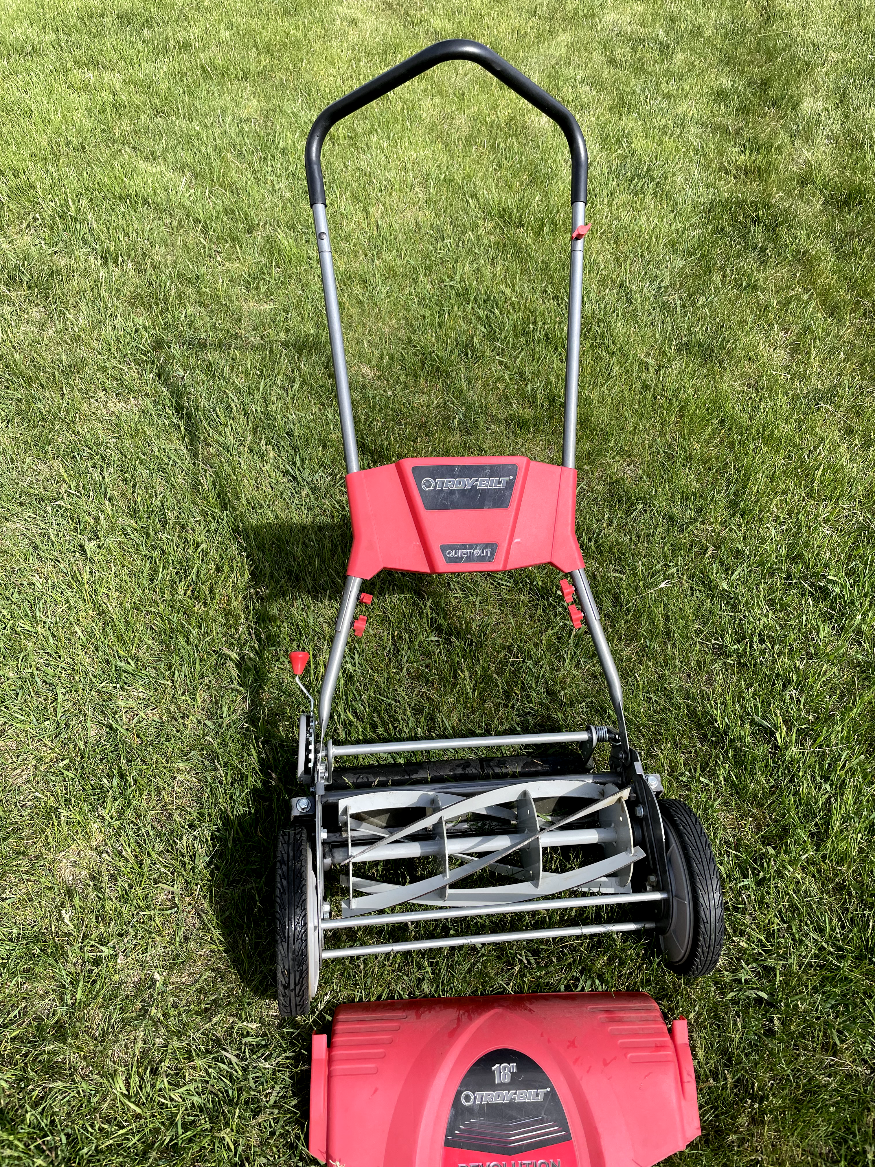 Photo of Troy-Bilt 18" Push Mower