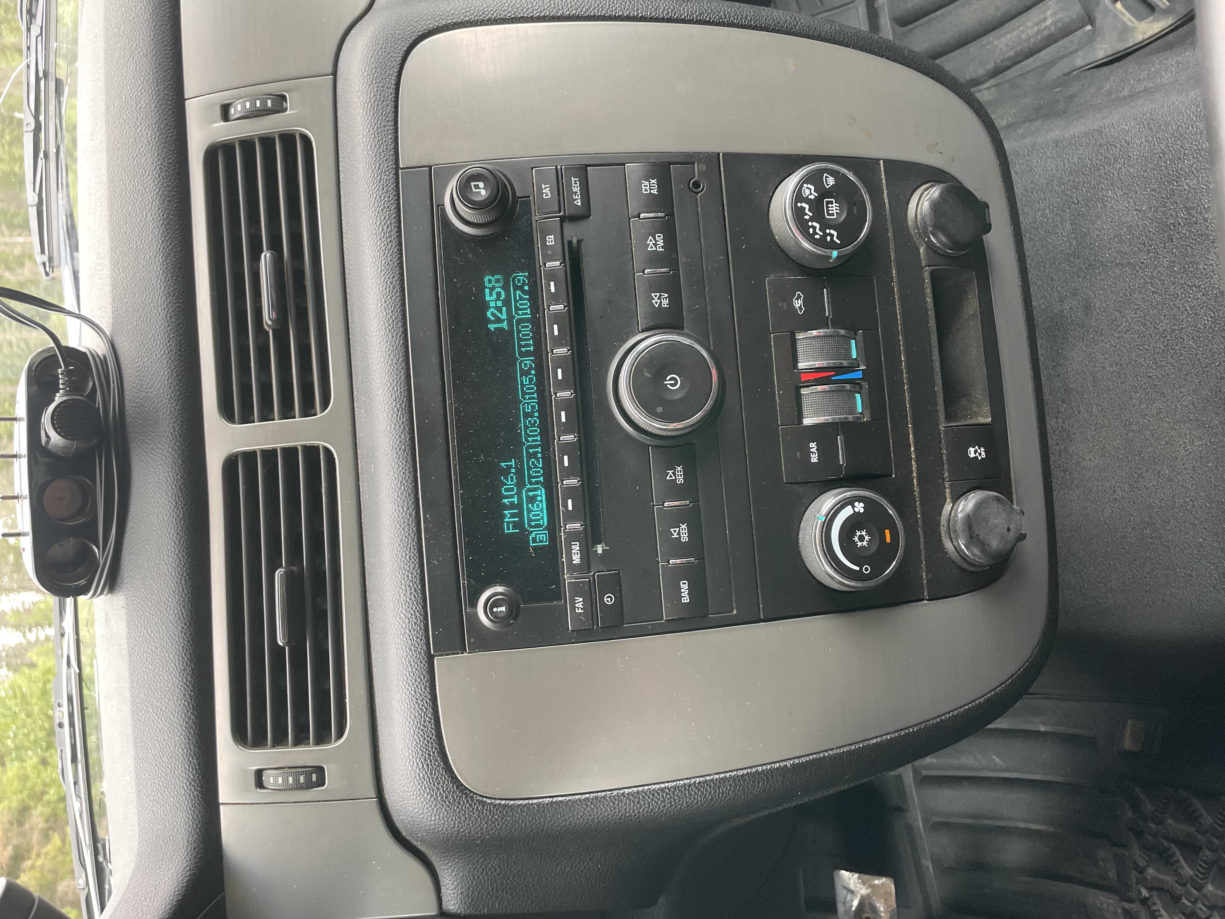 Photo of 2013 Chevrolet Suburban 