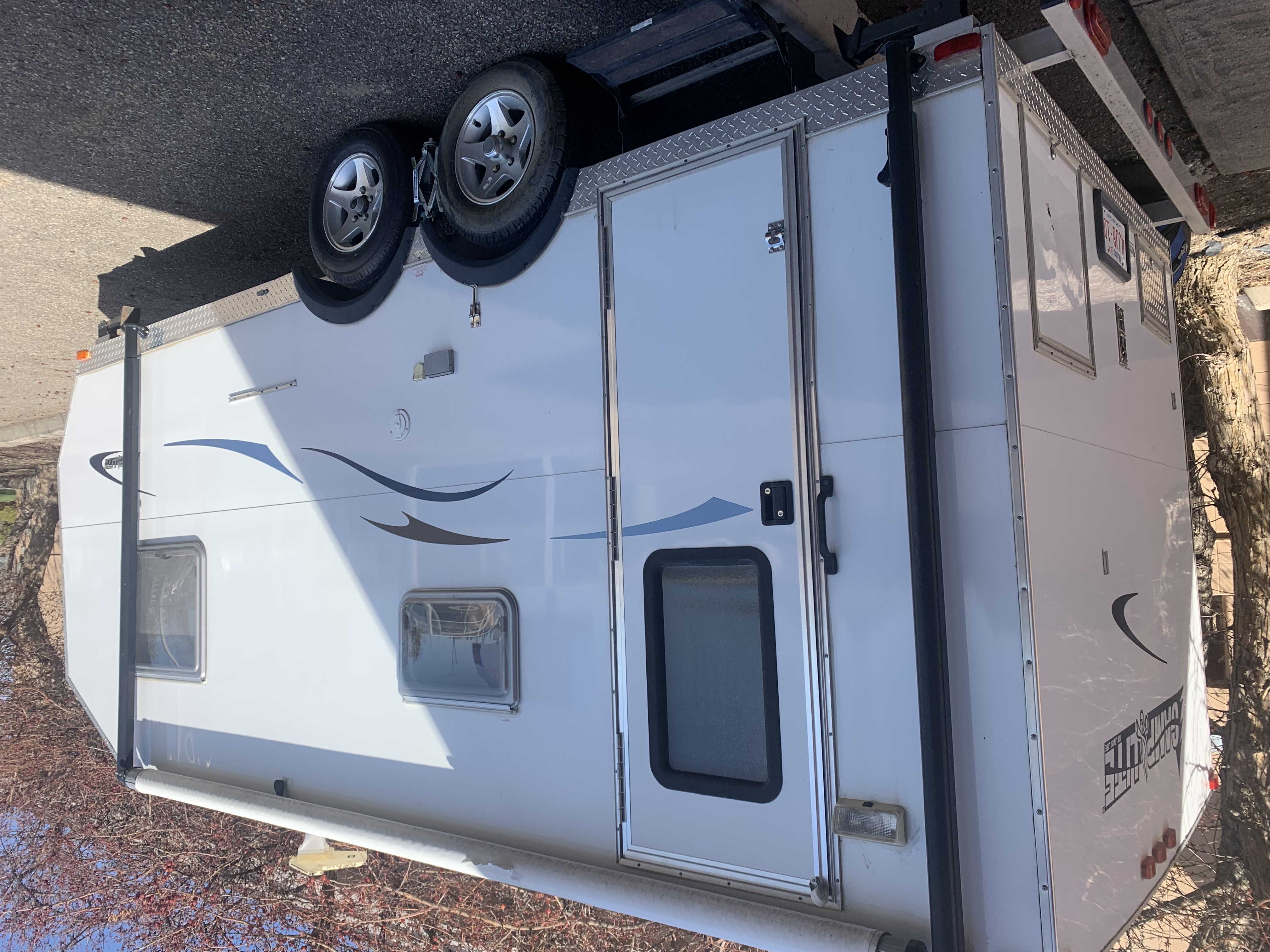 Photo of 2011 Camplite 16 Livin Lite RV.  $11,000.00 or Best Offer