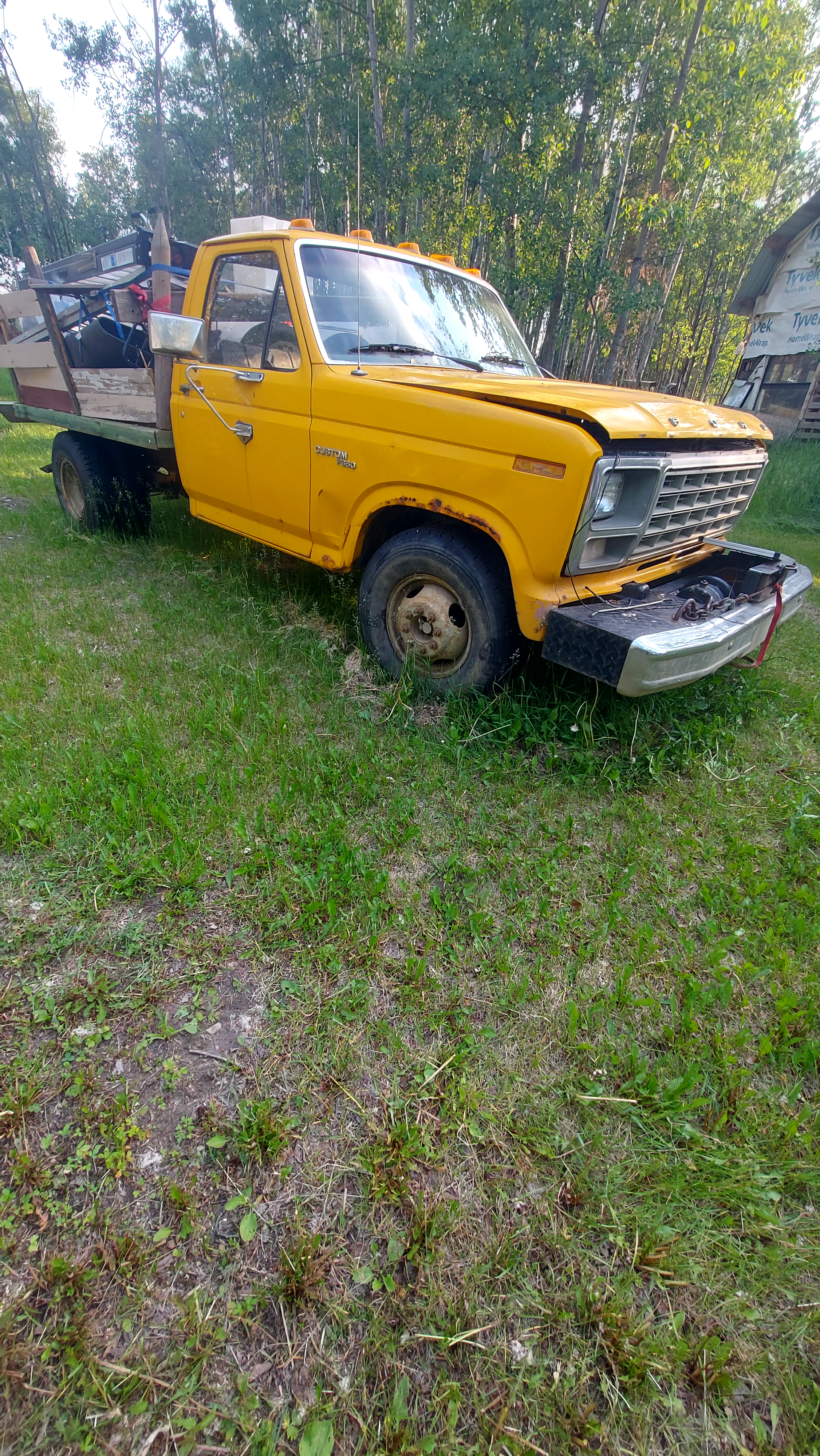 Photo of 80s f350 up for grabs