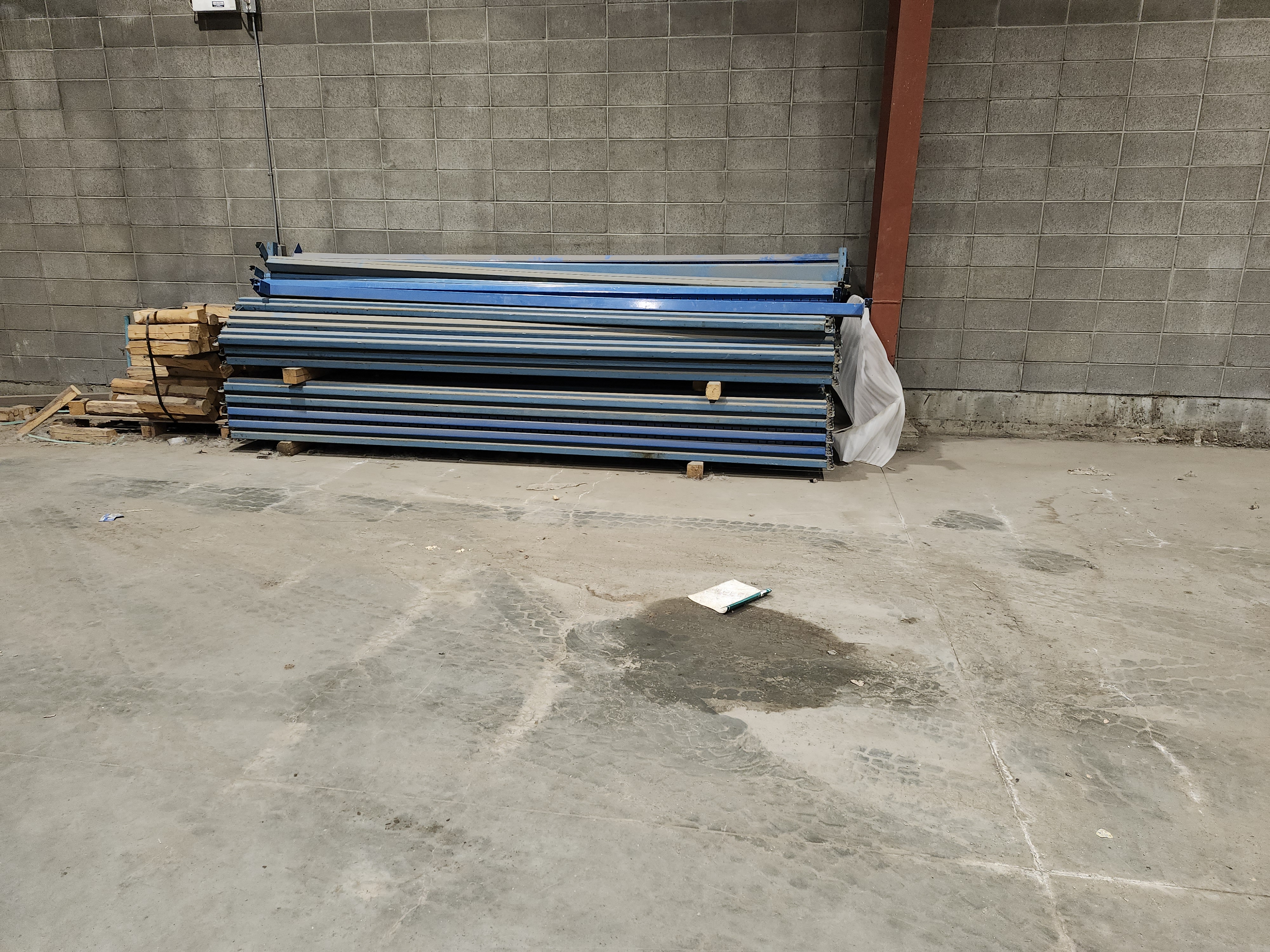 Photo of Assorted Racking and barriers