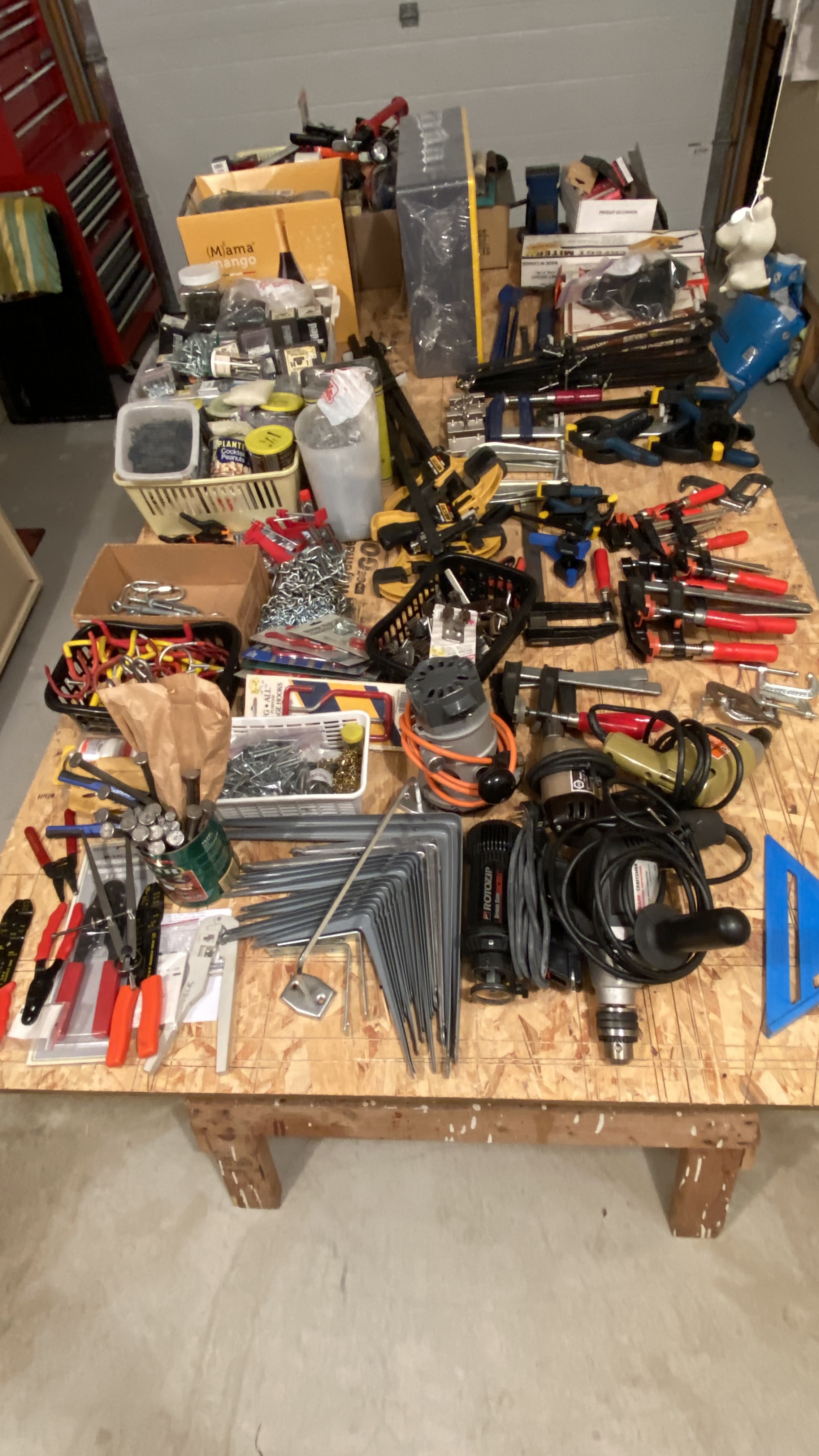Photo of Power and manual tools