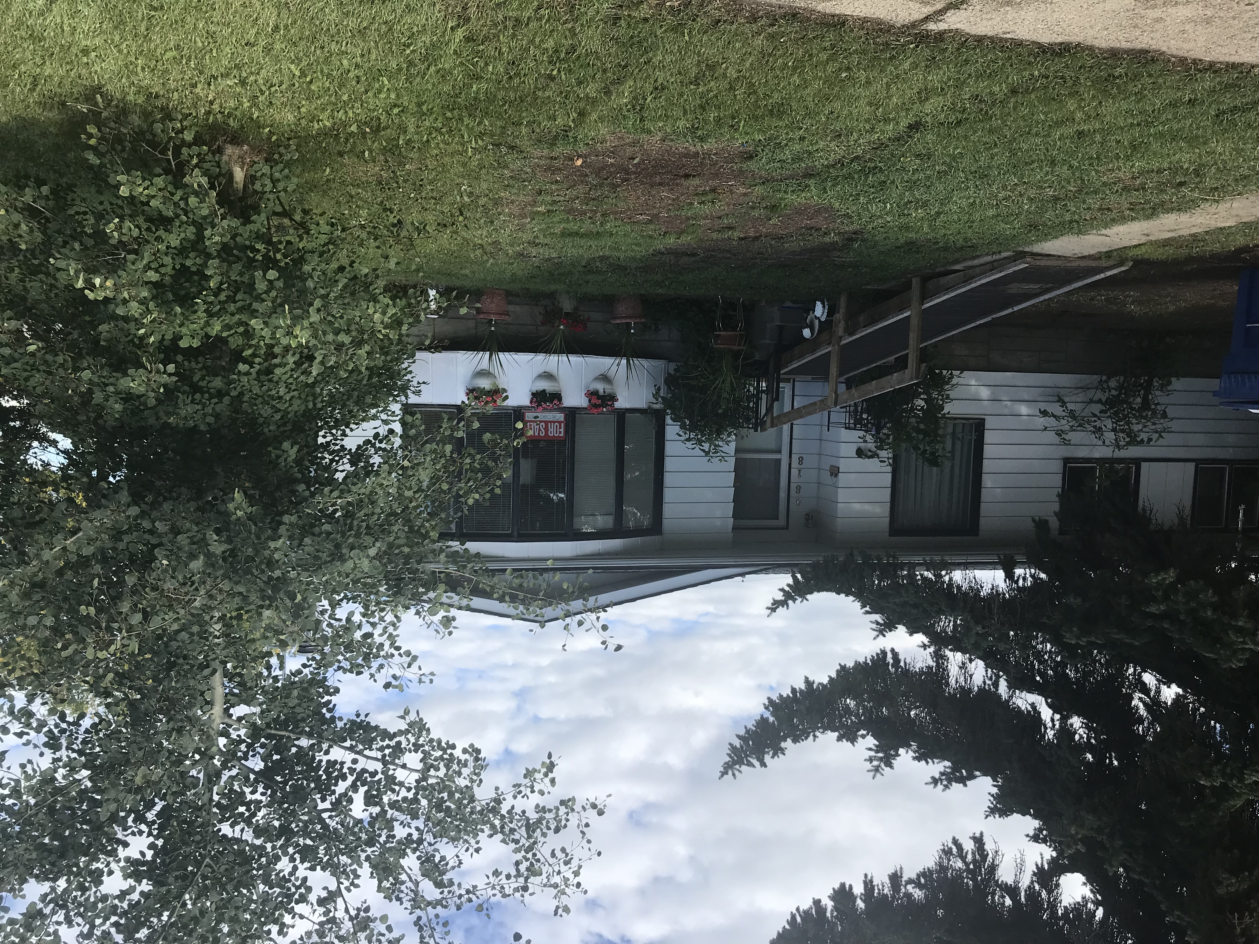 Photo of Bungalow in Willingdon on 8800 sq ft lot