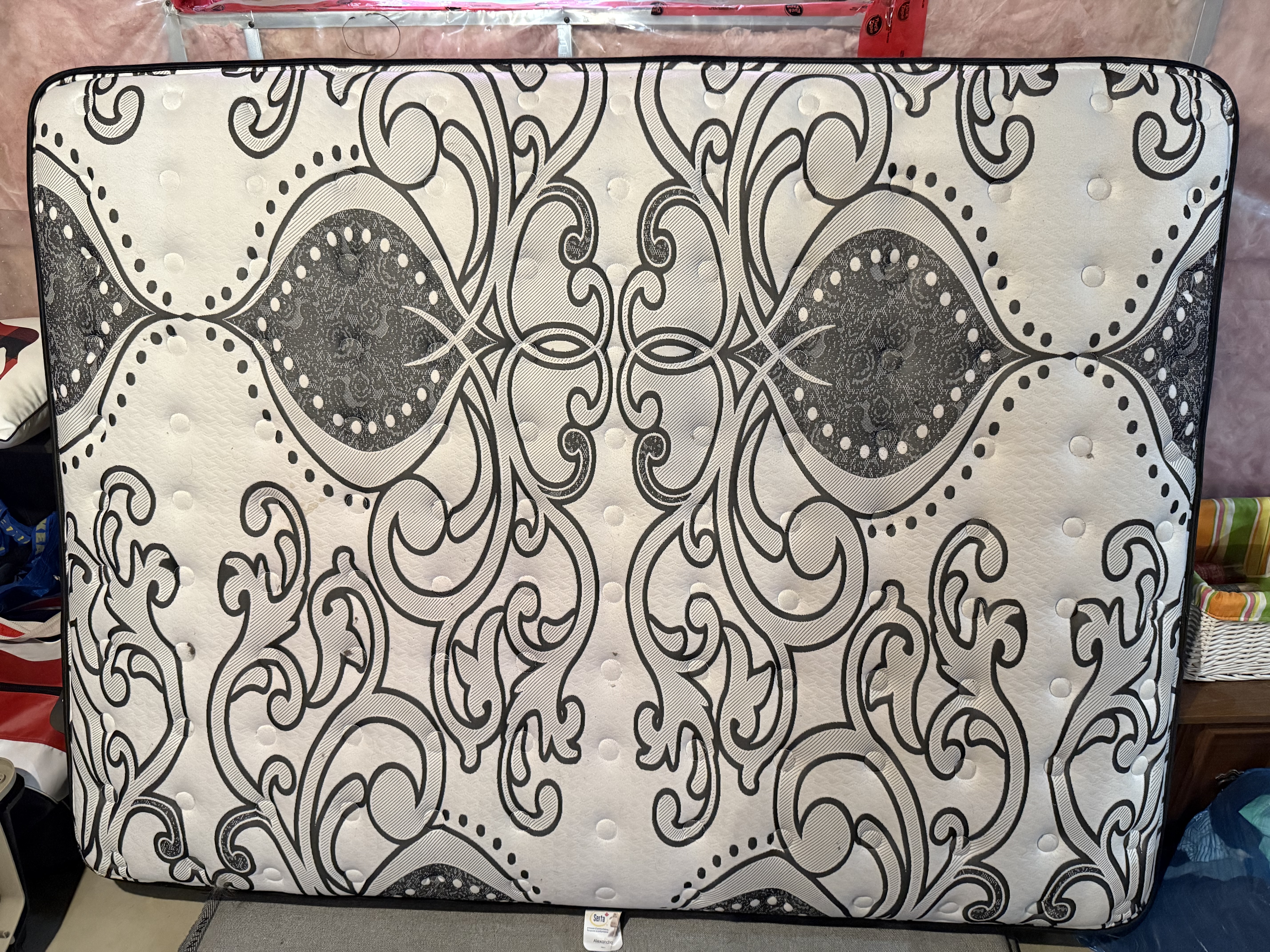 Photo of Queen Mattress, barely used. 