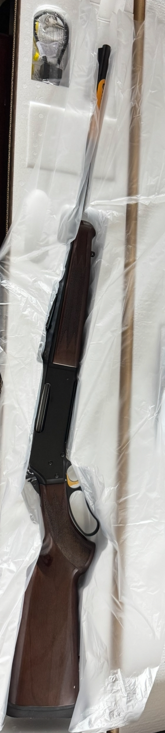 Photo of BRAND NEW BROWNING BLR LIGHTWEIGHT 300 win mag & 30-06