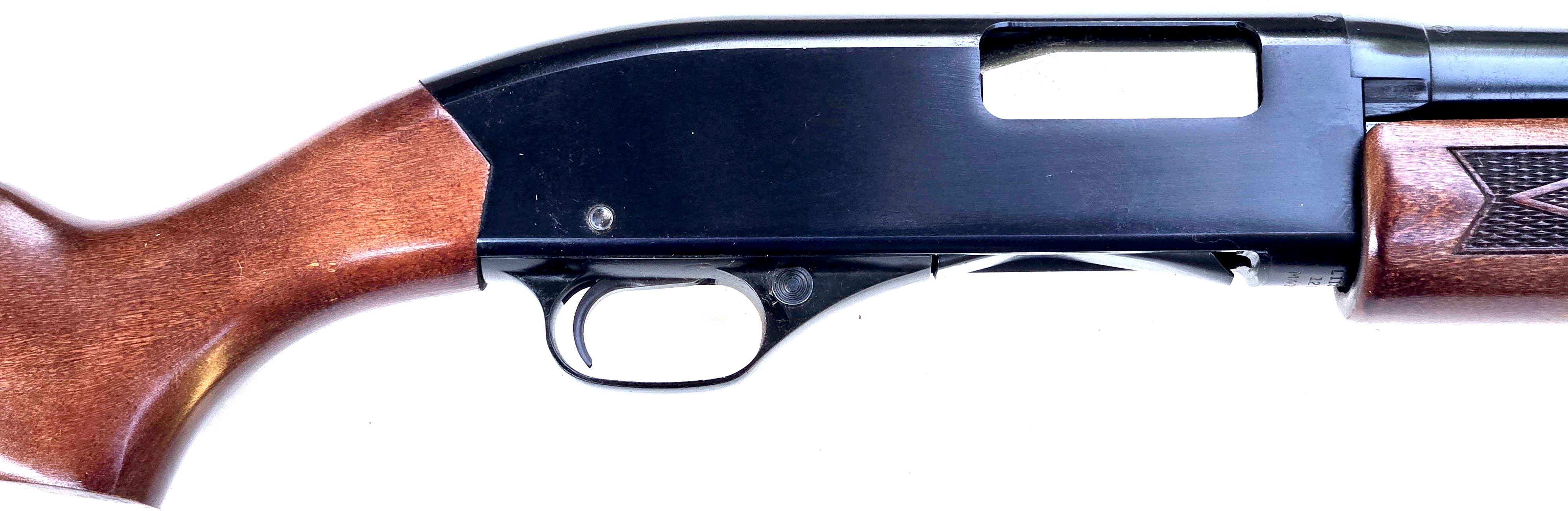 Photo of Winchester, Model 2200 with interchangeable choke, Cal. 12GA Magnum 3”