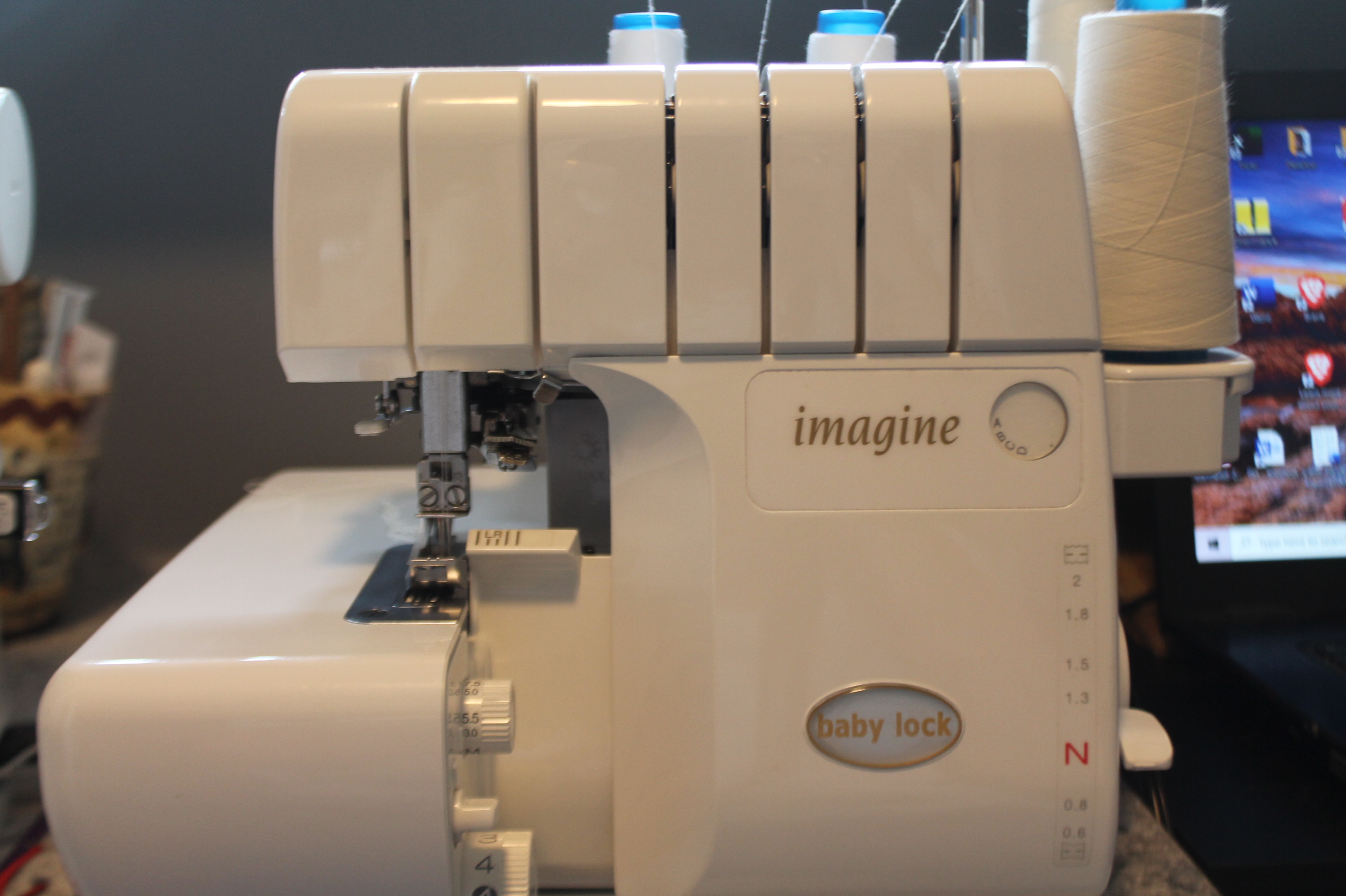Photo of Baby lock Imagine used serger 
