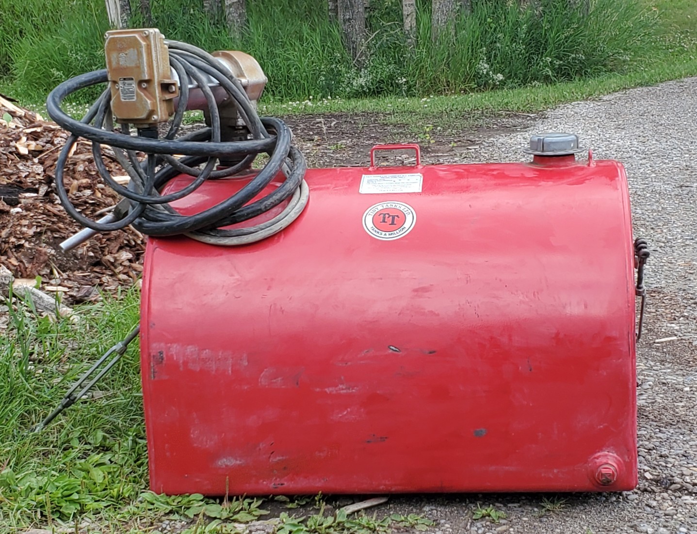 Photo of 365 litre(tidy tank) slip tank with pump and turnbuckles