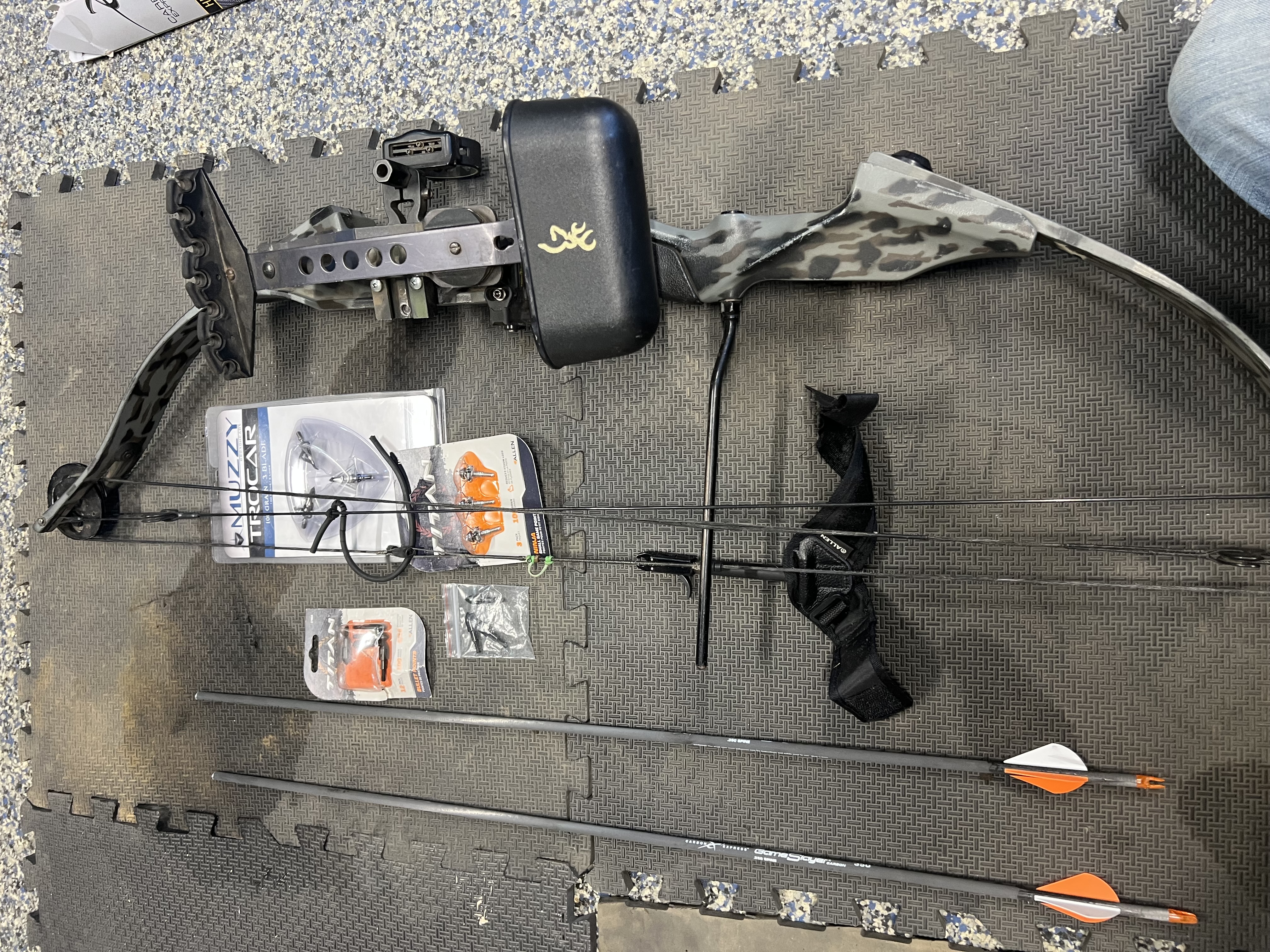 Photo of Myles Keller Legend XRG fast flight compound bow
