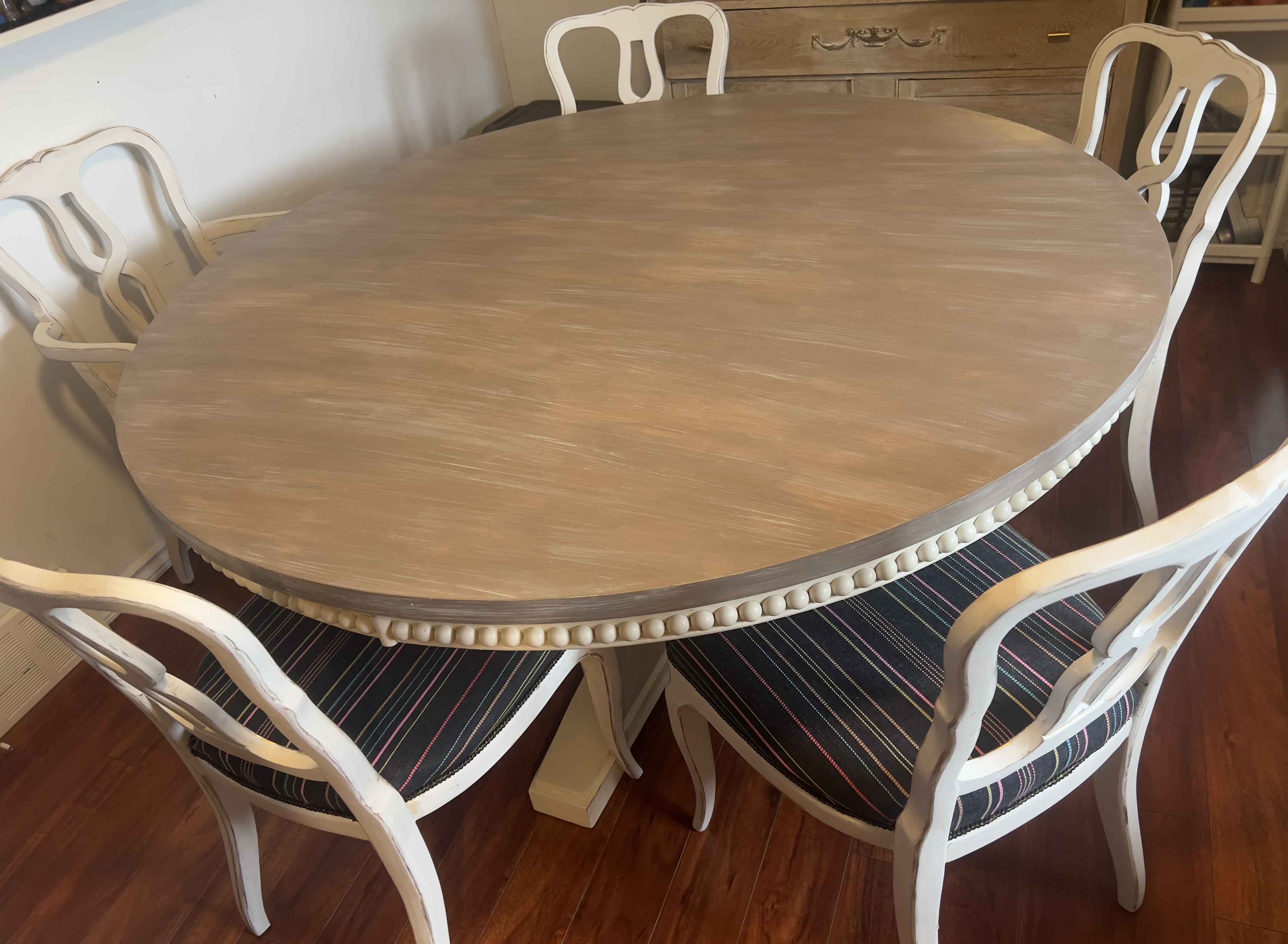 Photo of Dining set