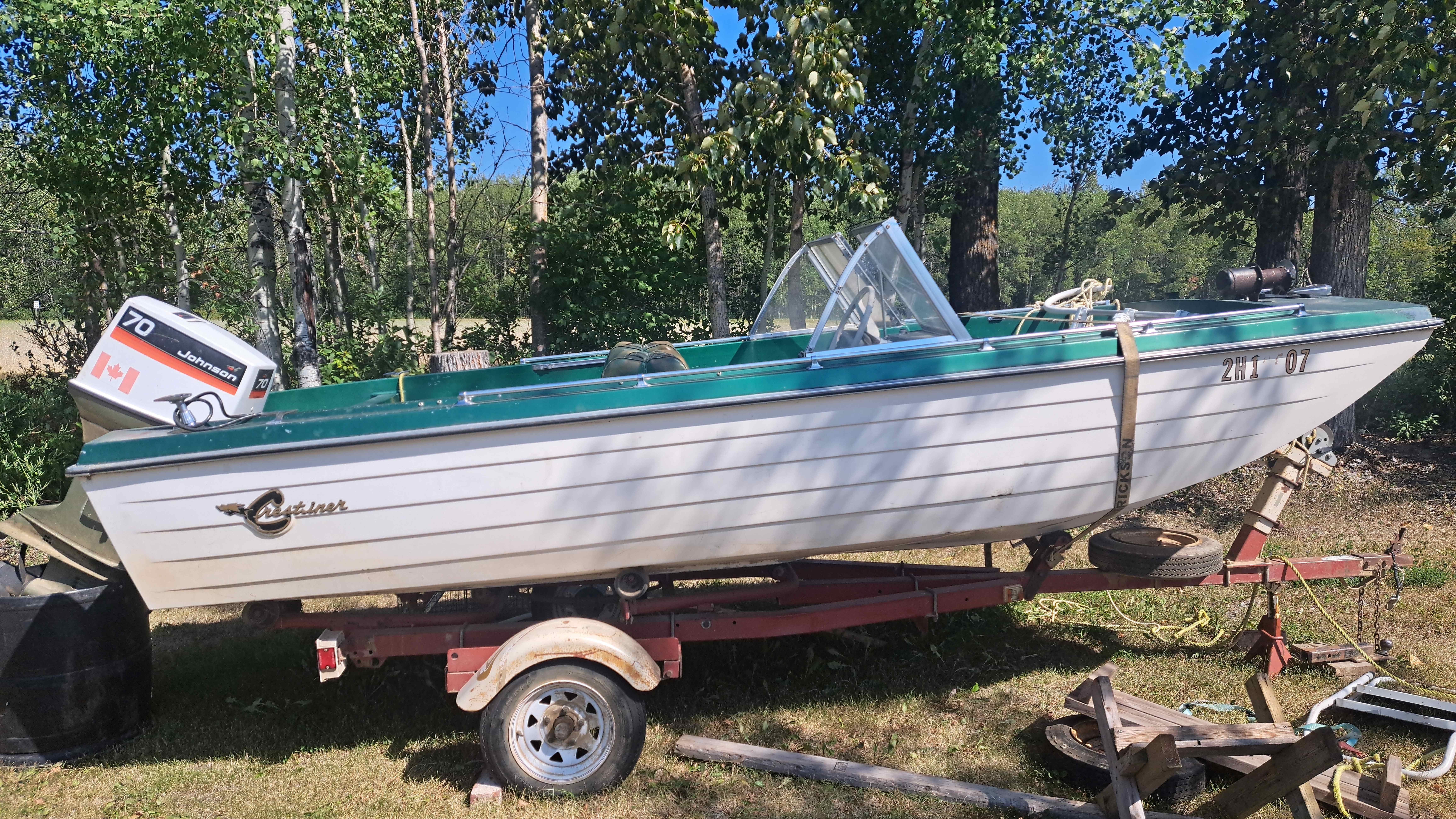 Photo of 15' Crestliner Boar For Sale - Price Reduced!