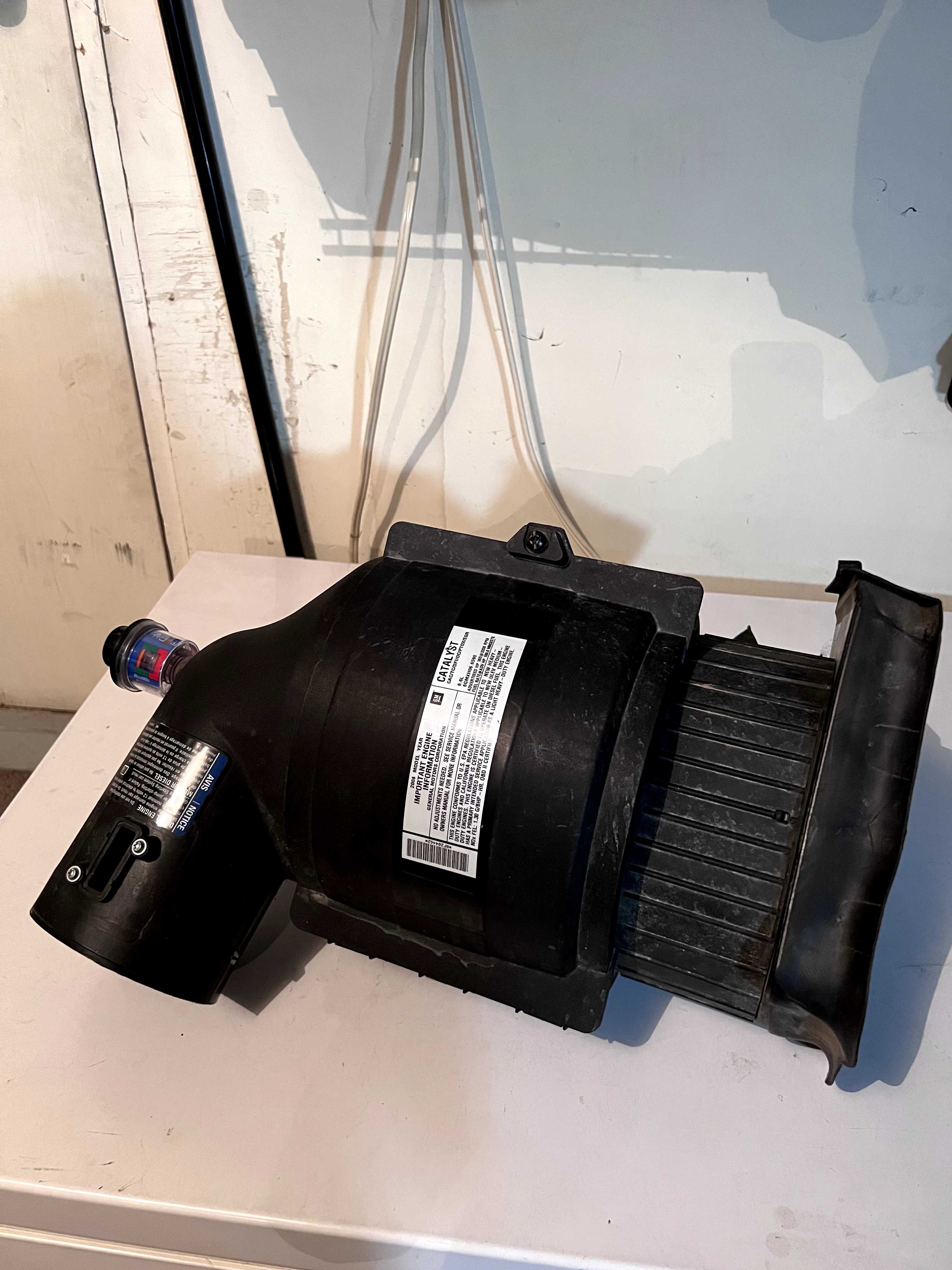 Photo of Air Cleaner Filter Assembly GM 25839609