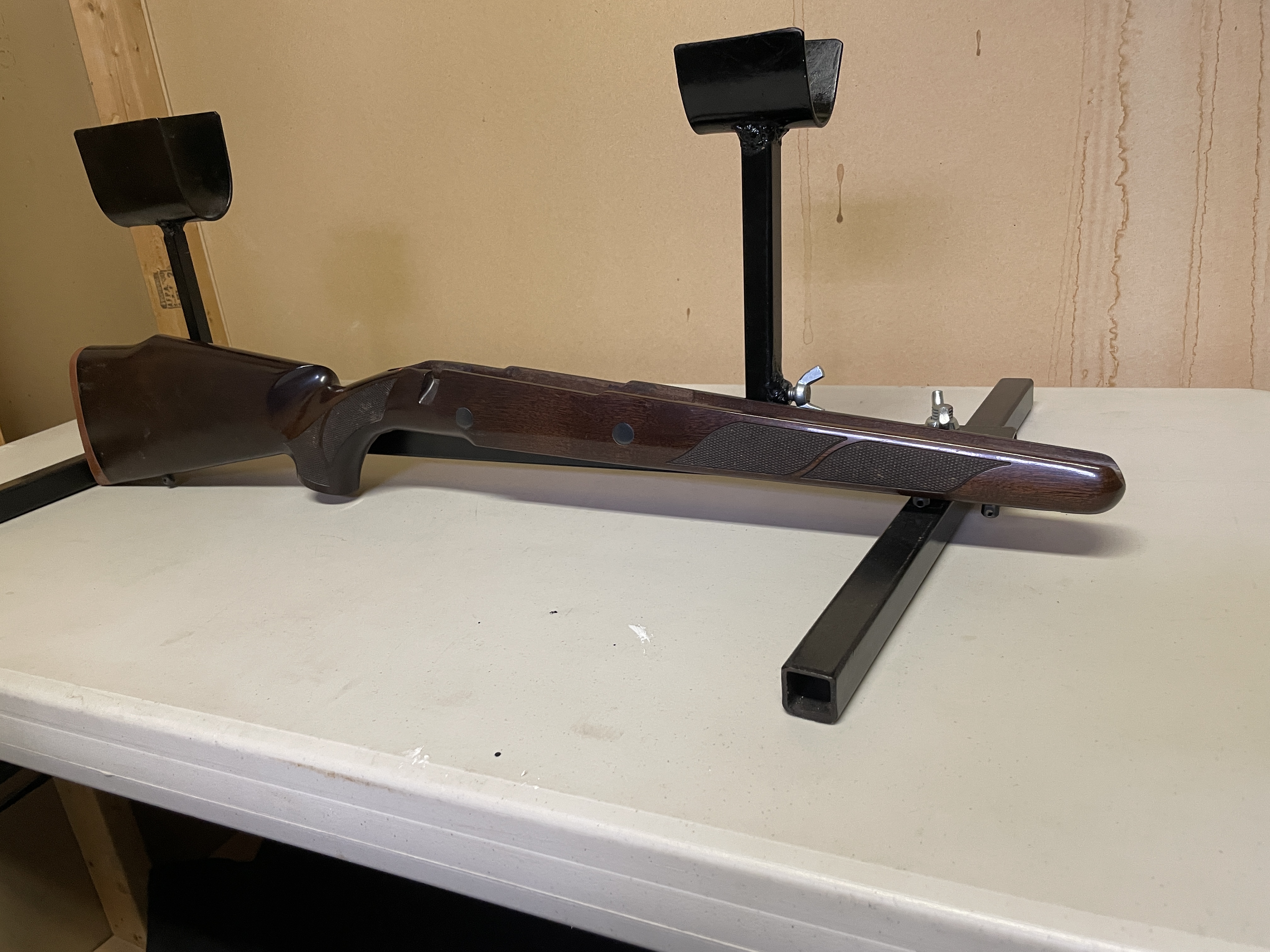 Photo of Wood stock and barrel for a Sako 300 Win mag