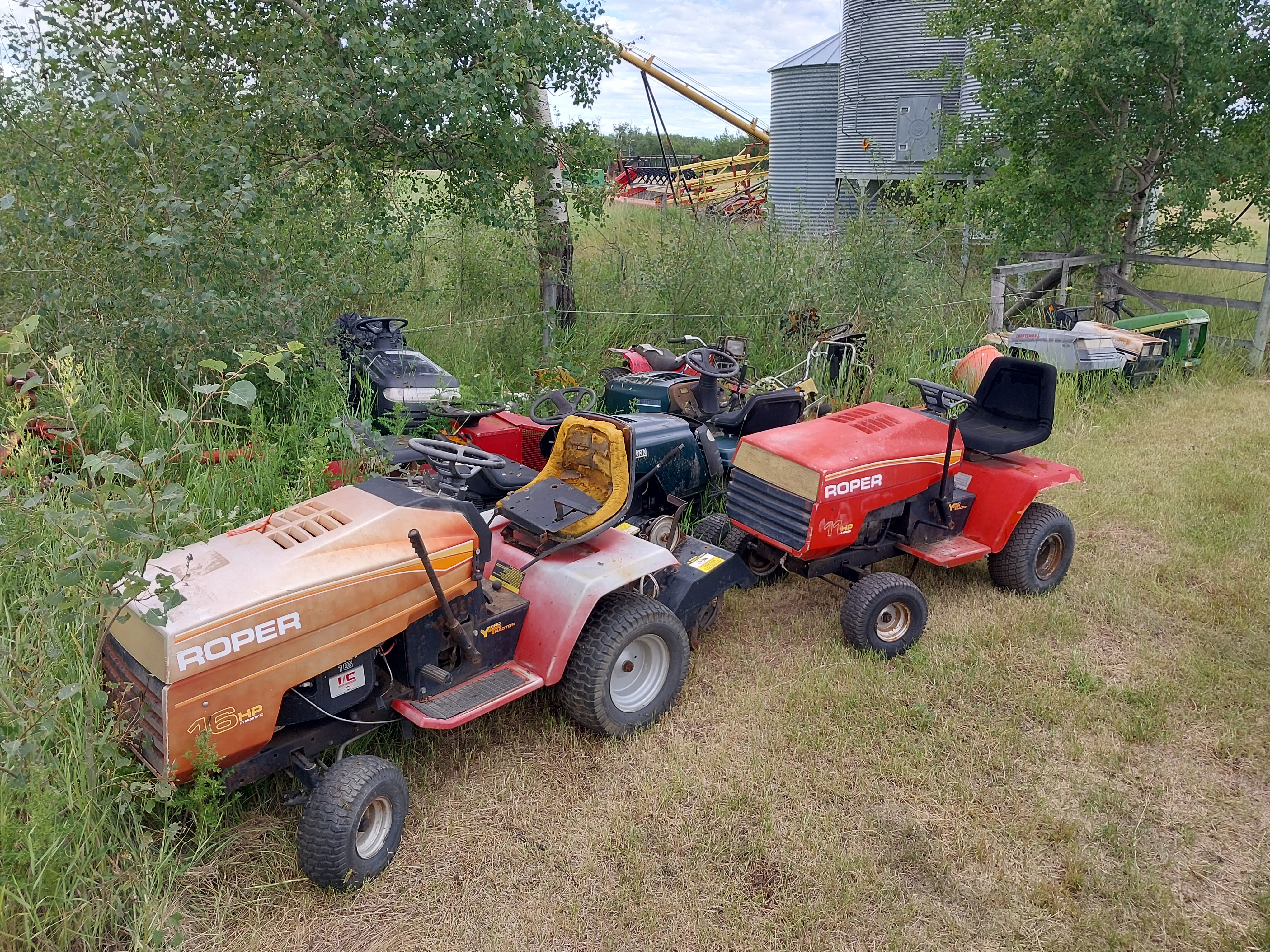 Photo of Lawn Tractor Parts or Whole