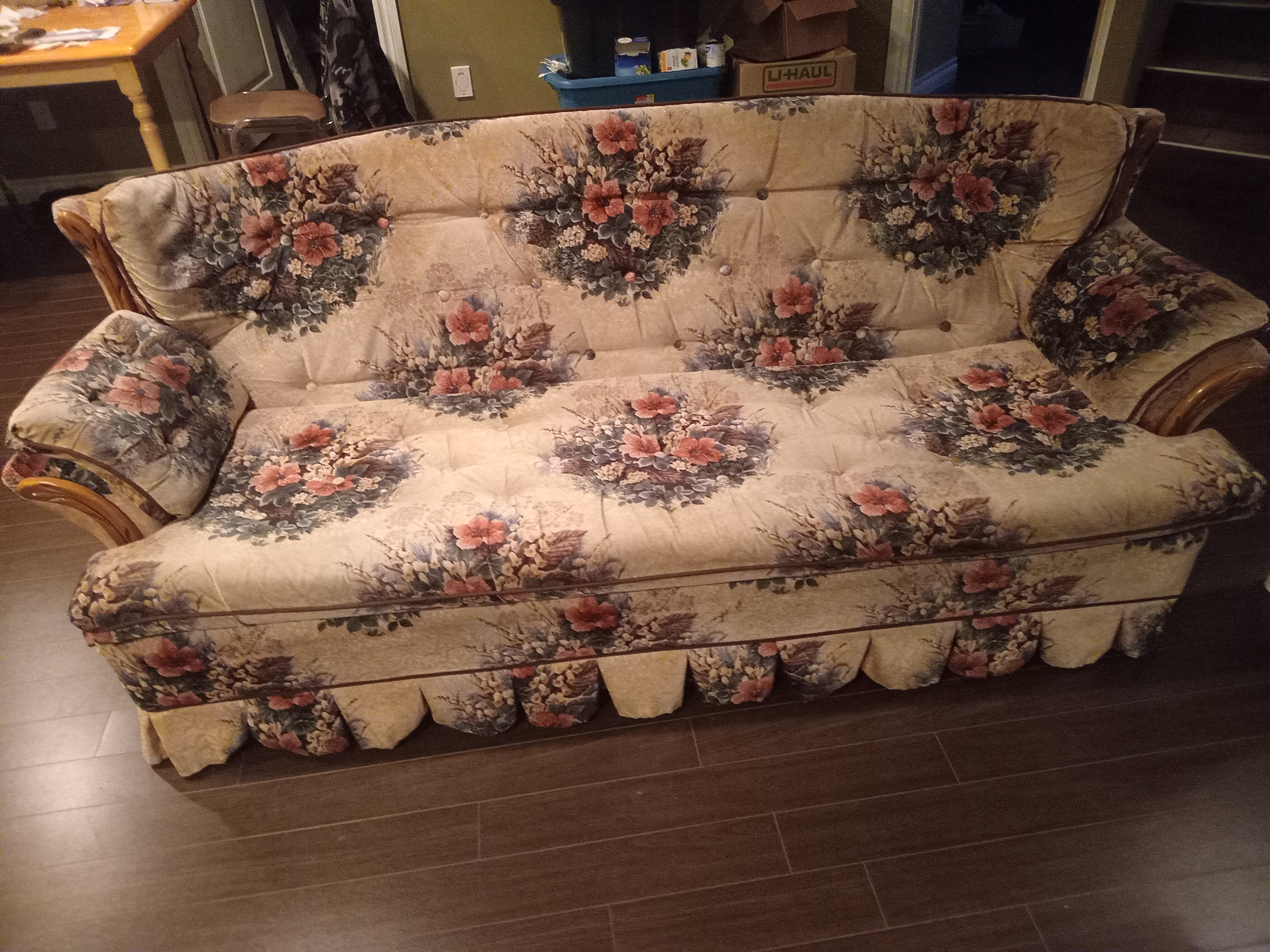 Photo of COUCH,LOVE SEAT @ CHAIR 
