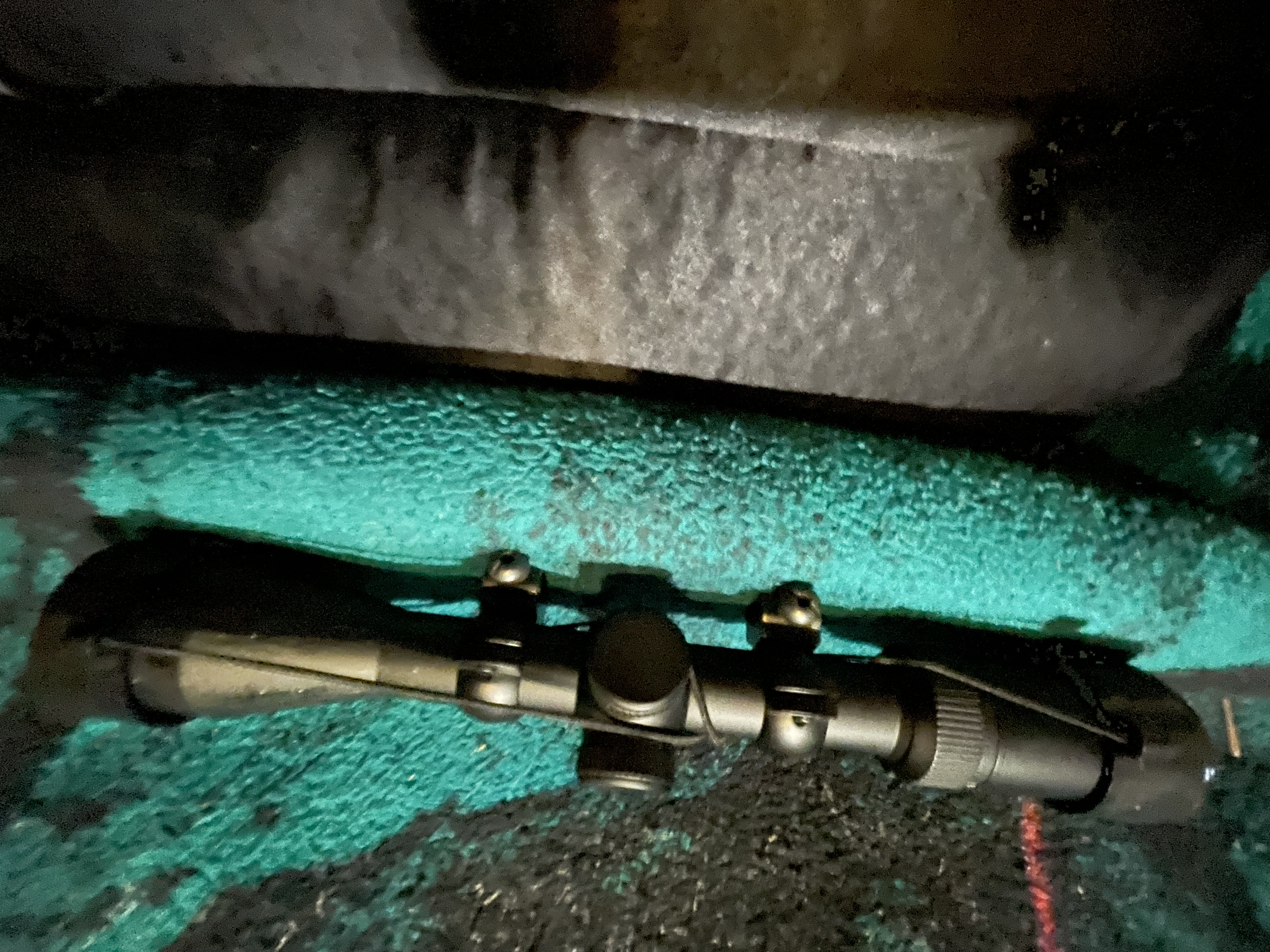 Photo of Weaver 3x9x40 scope with rings 