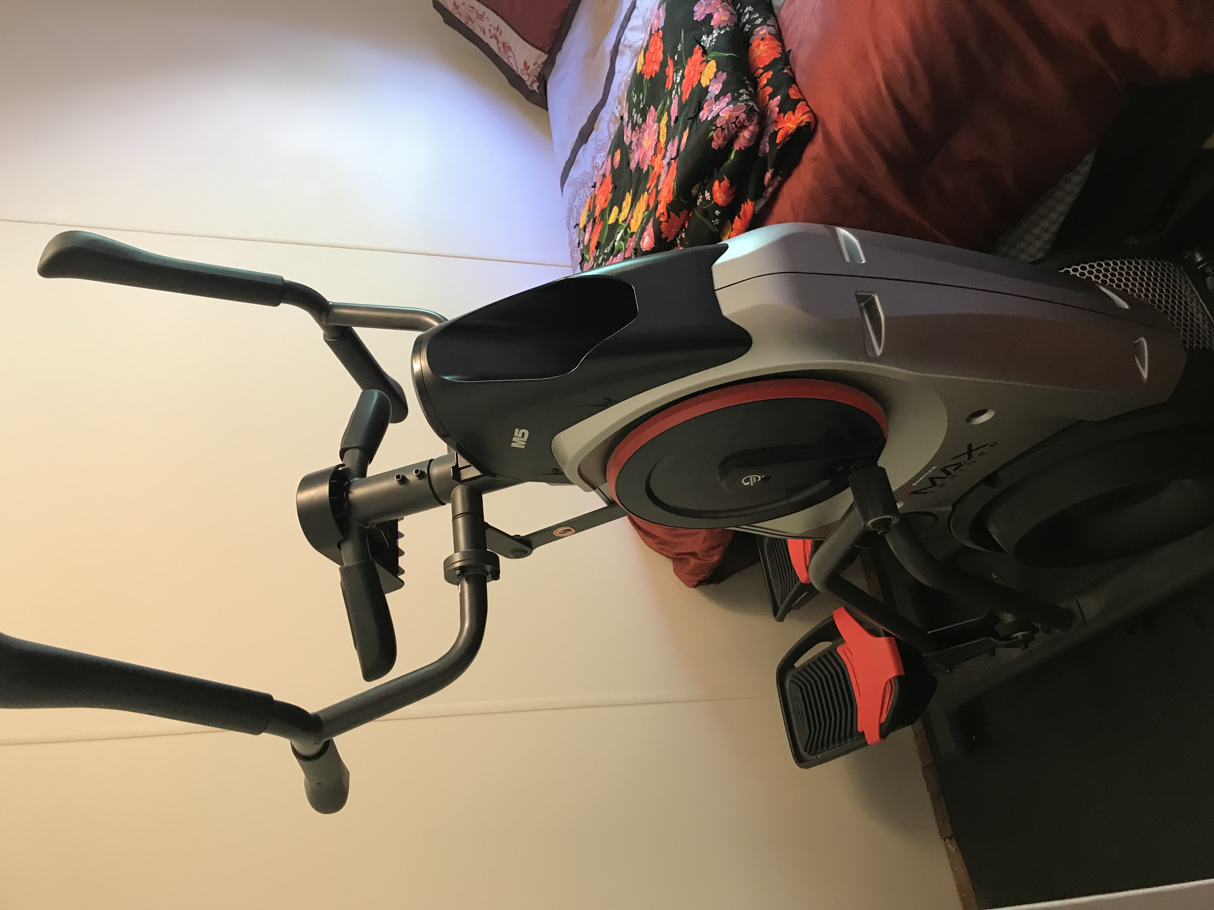 Photo of Bow flex M5 