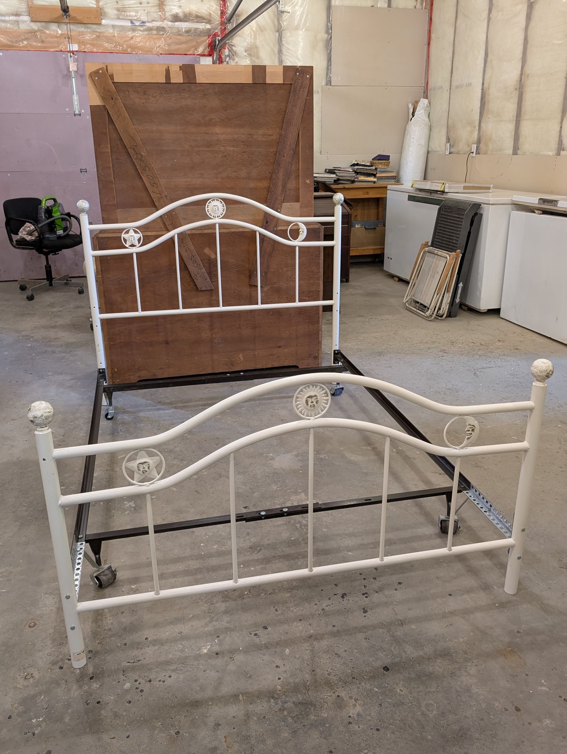 Family Yard Sale - 8 - 1756410951894_1000011762