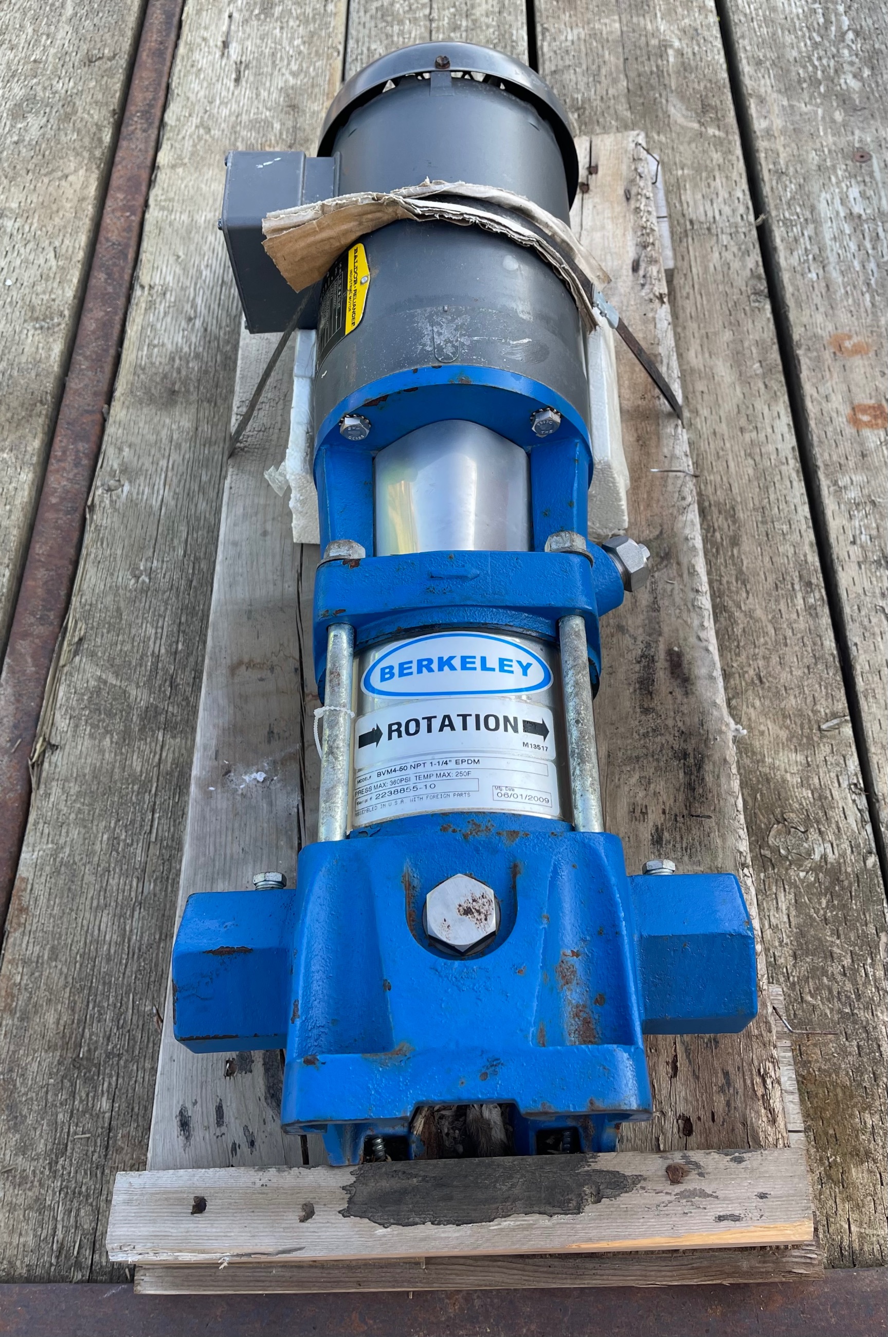 Photo of Berkeley Centrifugal Pump – 2 HP BVM4-50, 1-1/4” NPT, EPDM
