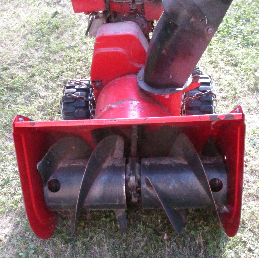 Photo of Toro 24" snowblower